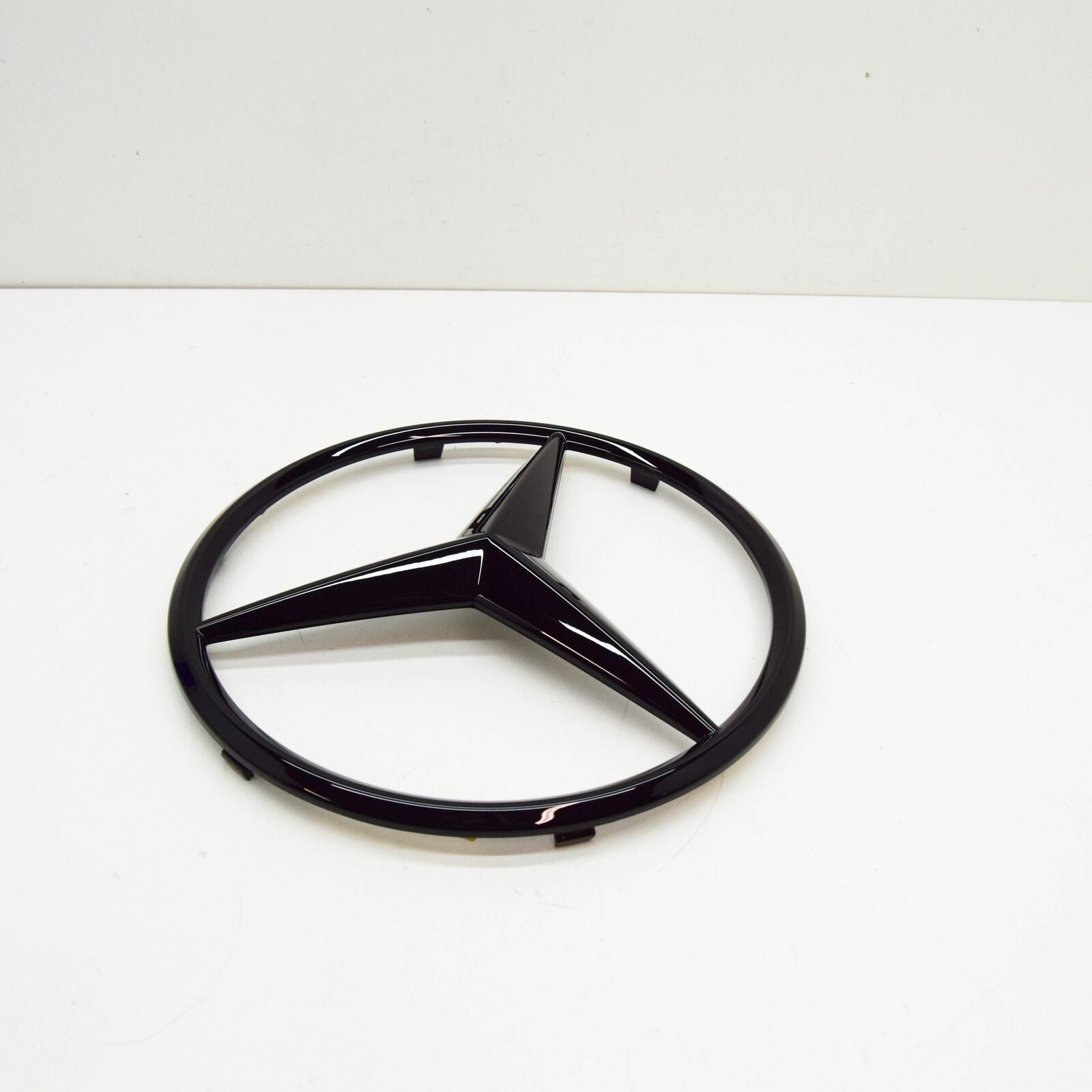 NEW MB G W463 FRONT RADIATOR GRILLE EMBLEM STAR A00081777029197 ORIGINAL
