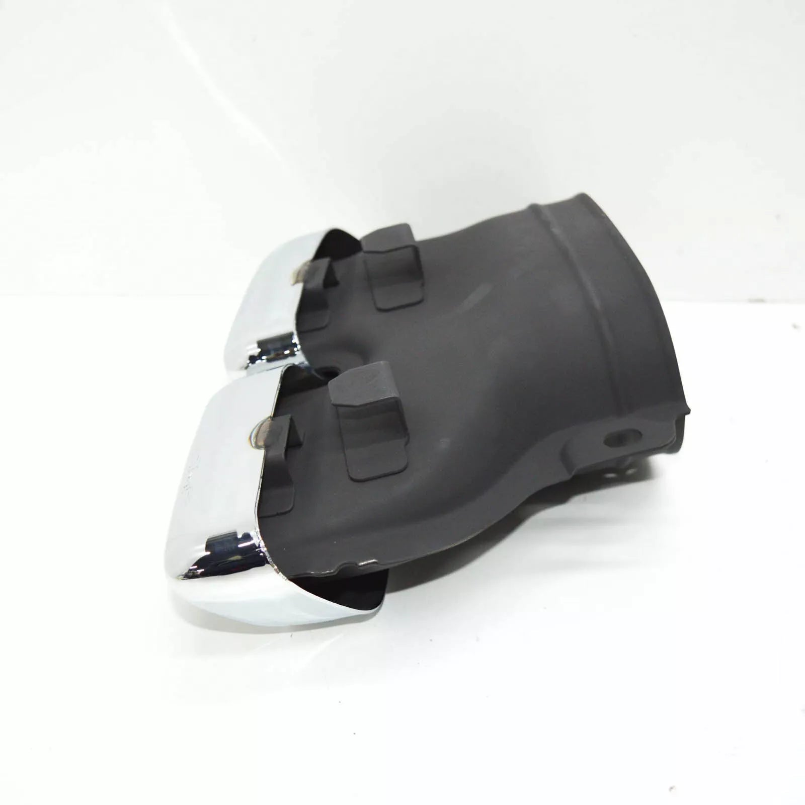 NEW MERCEDES-BENZ C-CLASS W205 LEFT AMG EXHAUST COVER A2054900427