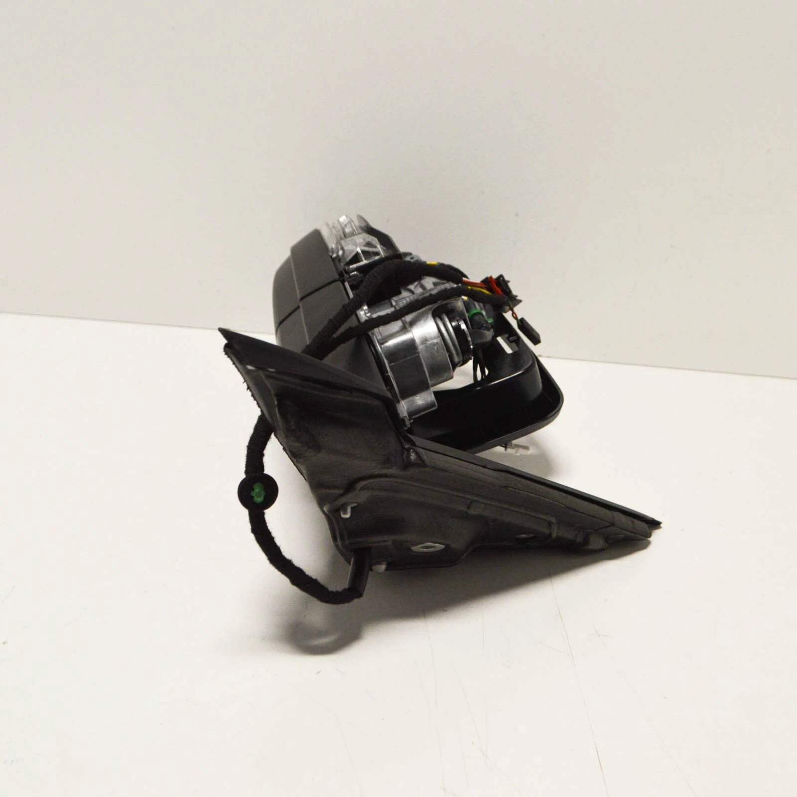 NEW VOLKSWAGEN ATLAS FRONT RIGHT DOOR MIRROR LHD 3CN857508Q9B9 ORIGINAL