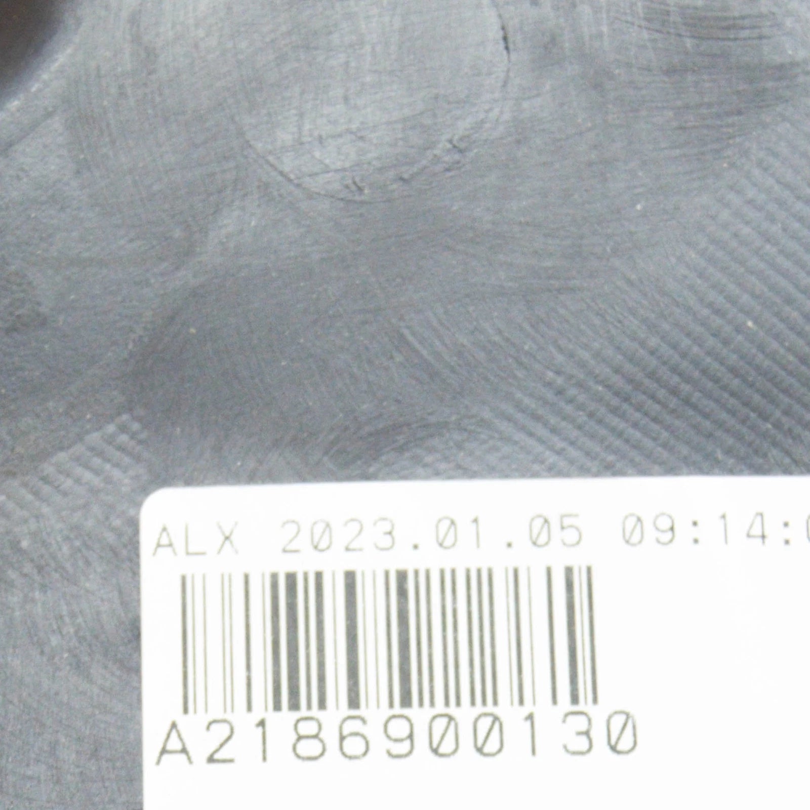 NEW MB CLS C218 FRONT LEFT FENDER INNER SPLASH SHIELD PART A2186900130 ORIGINAL