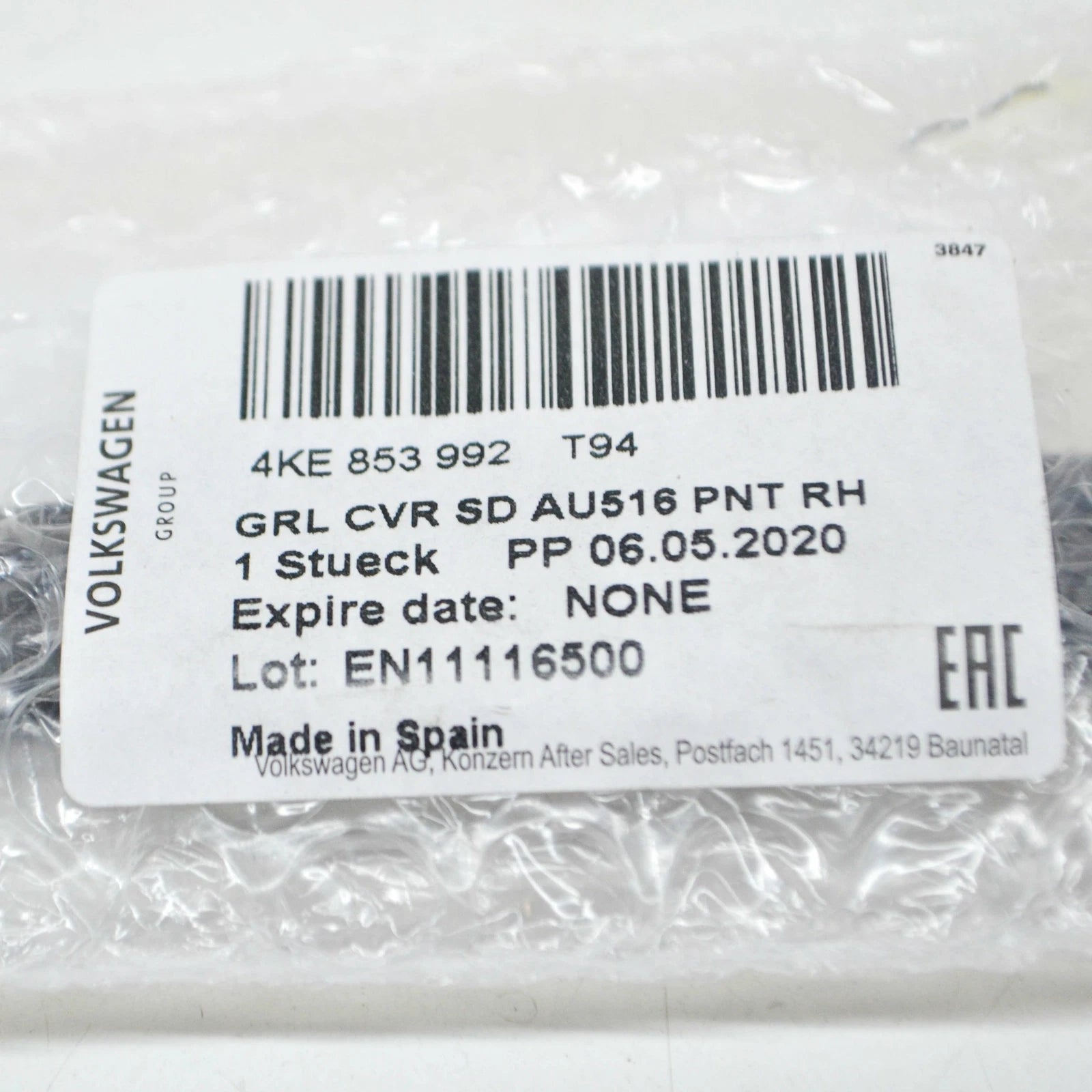 NEW AUDI E-TRON FRONT BUMPER GRILLE RIGHT INSERT 4KE853992T94