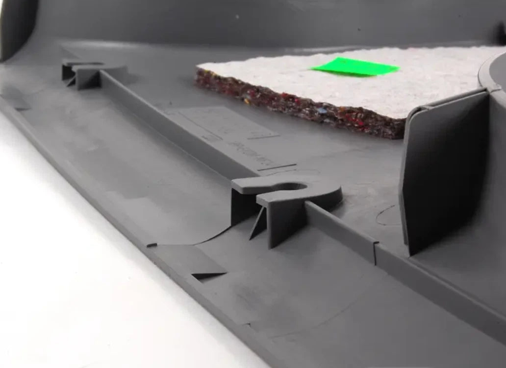 NEW BMW 3 E46 RIGHT B-PILLAR COVER 8226586 51438226586 ORIGINAL