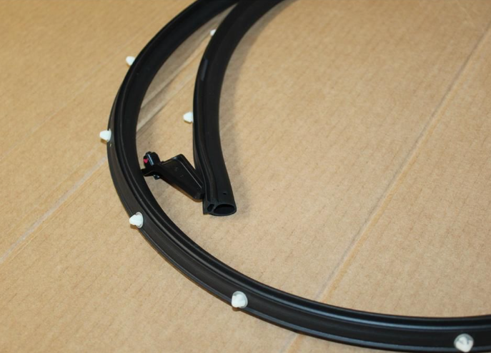 new skoda octavia 5e mk3 front right outer door seal 5e0837698c original