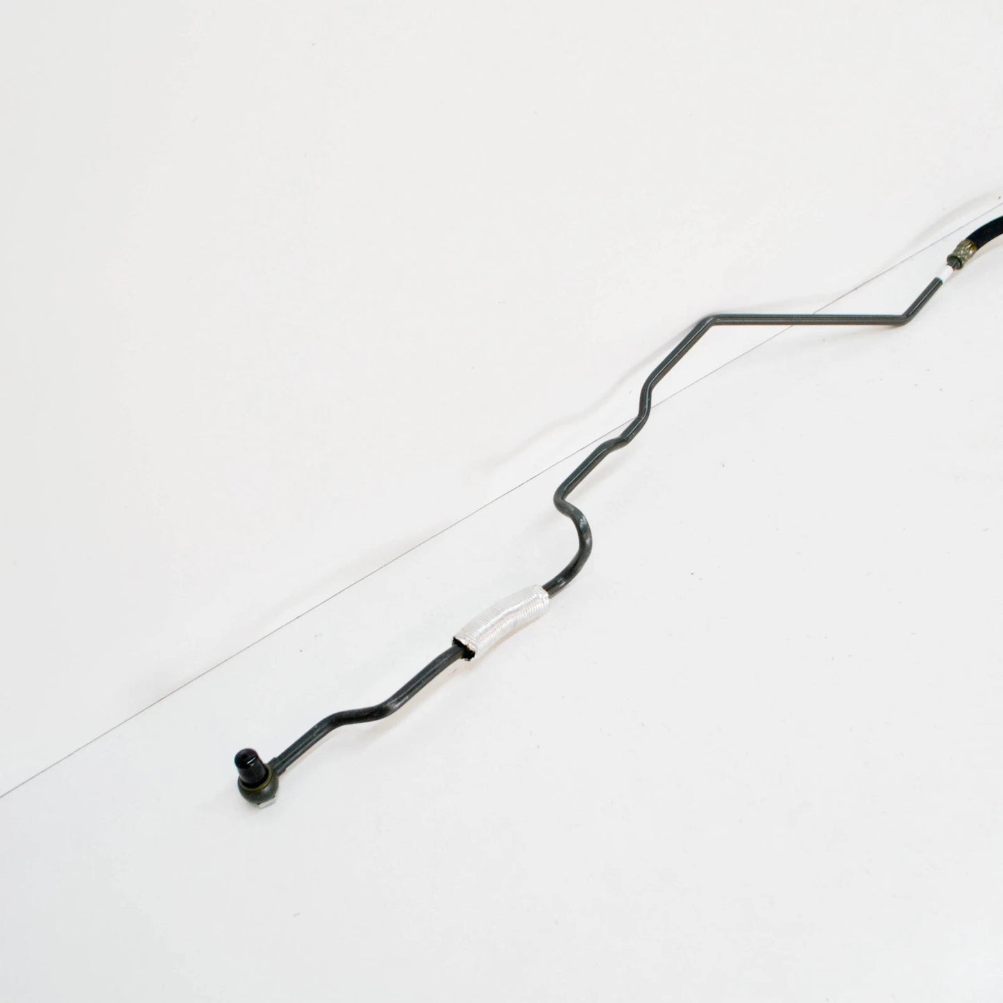 NEW BMW 5 E39 OIL COOLING PIPE INLET 17221745736 1745736 ORIGINAL