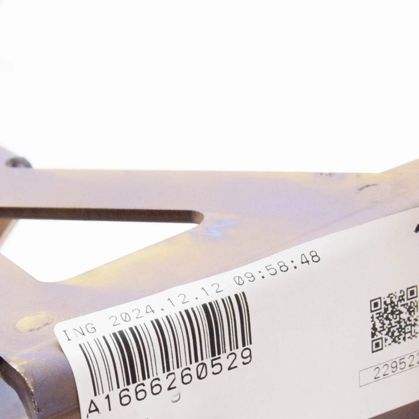 NEW MERCEDES-BENZ GLE W166 CROSSMEMBER MOUNTING CONSULE A1666260529 ORIGINAL