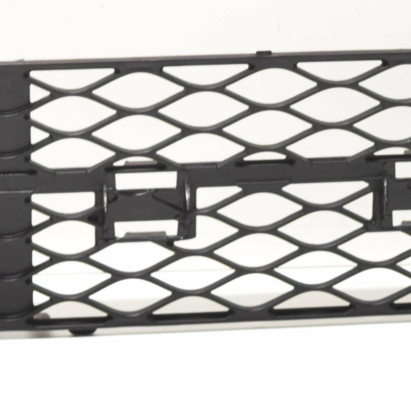 NEW MERCEDES-BENZ E-CLASS W211 FRONT LOWER GRILL A2118850553 2006