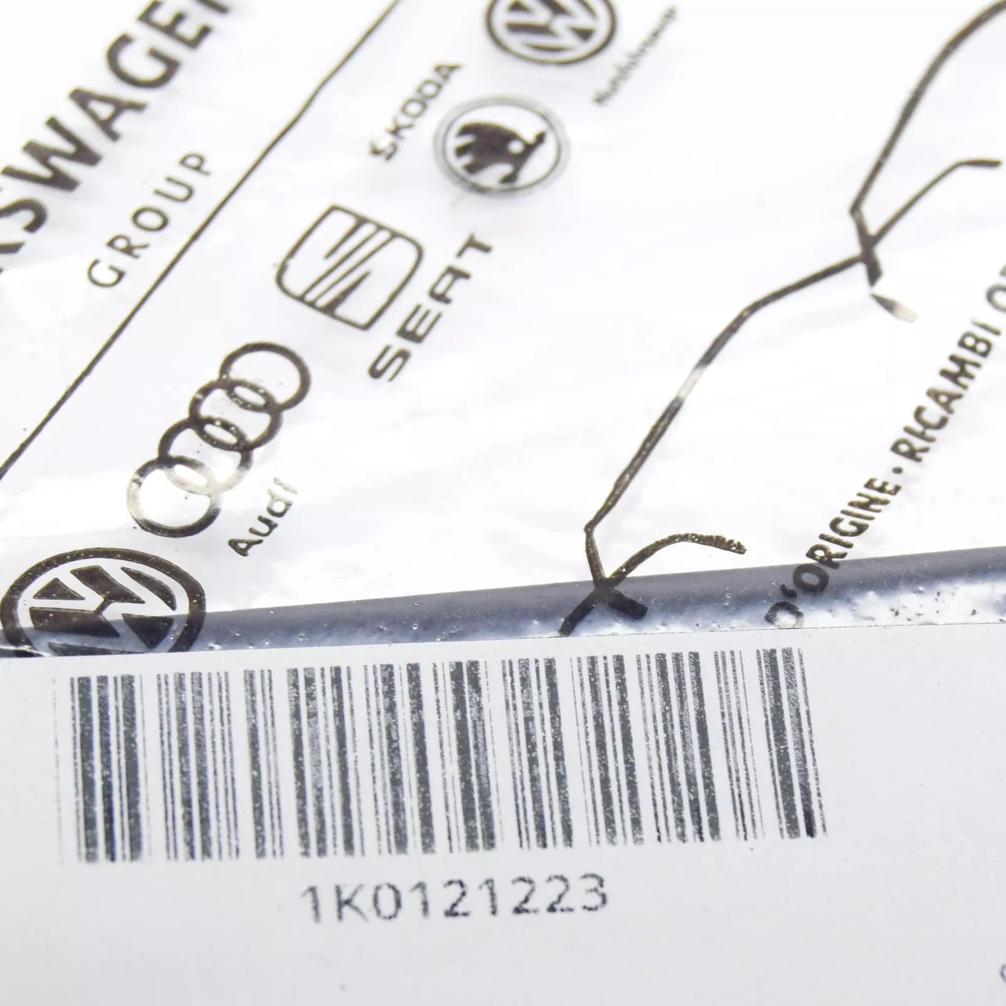 NEW AUDI A1 MK1 RADIATOR FAN RING AIR CONTROL FLAP 1K0121223 ORIGINAL