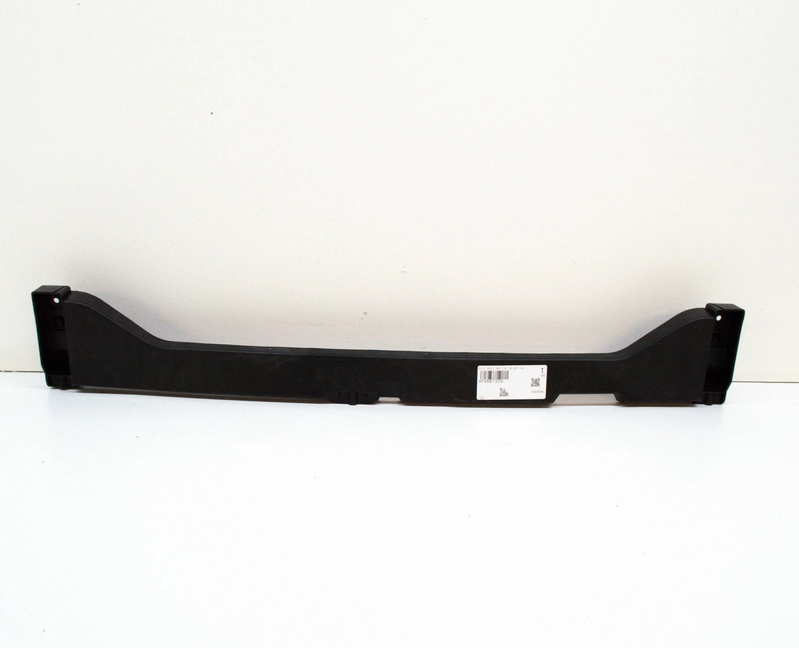 NEW AUDI A6 C6 REAR BUMPER HOLDING STRAP 4F9807329