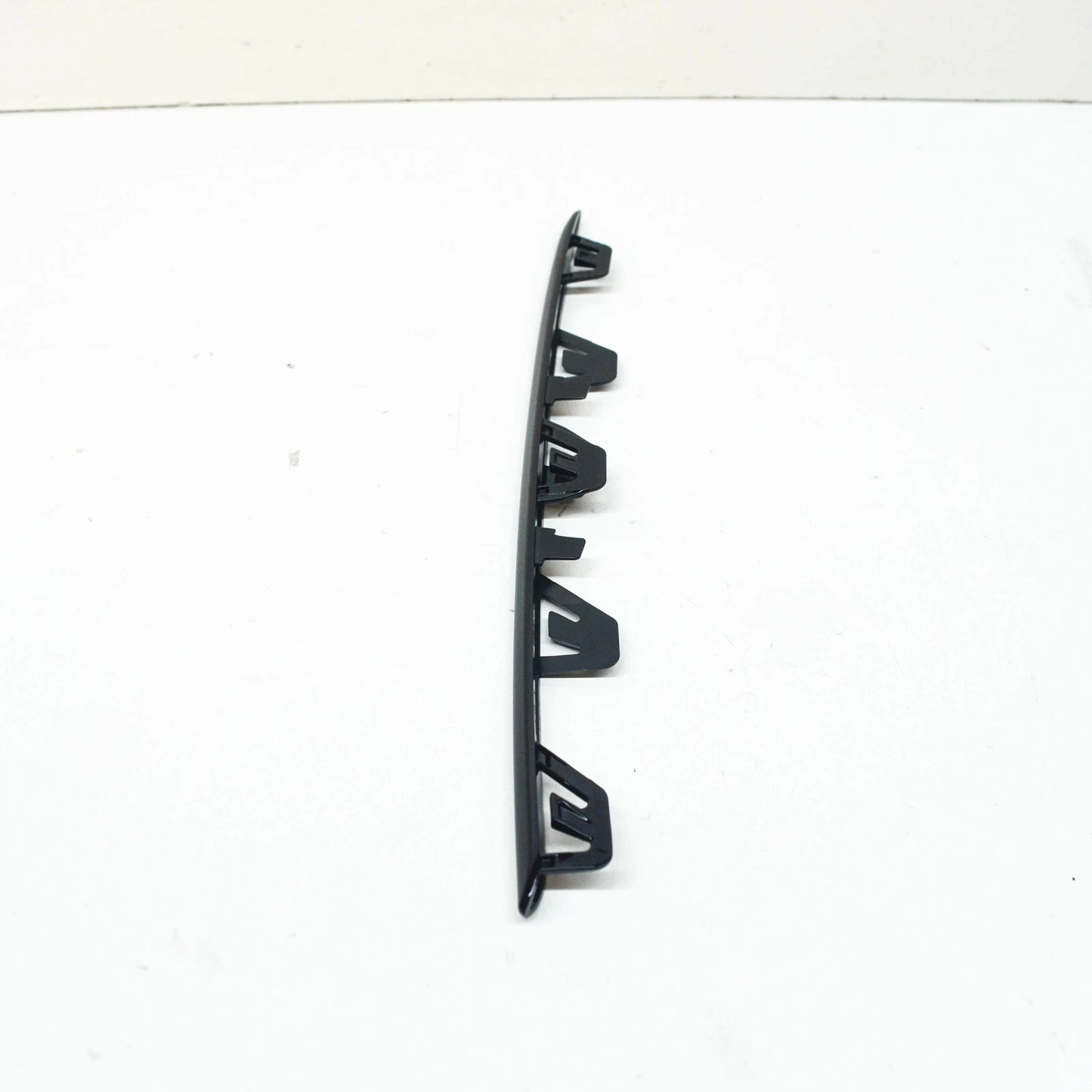 NEW MB GLA H247 FRONT BUMPER UPPER LEFT TRIM STRIP A2478858304 ORIGINAL