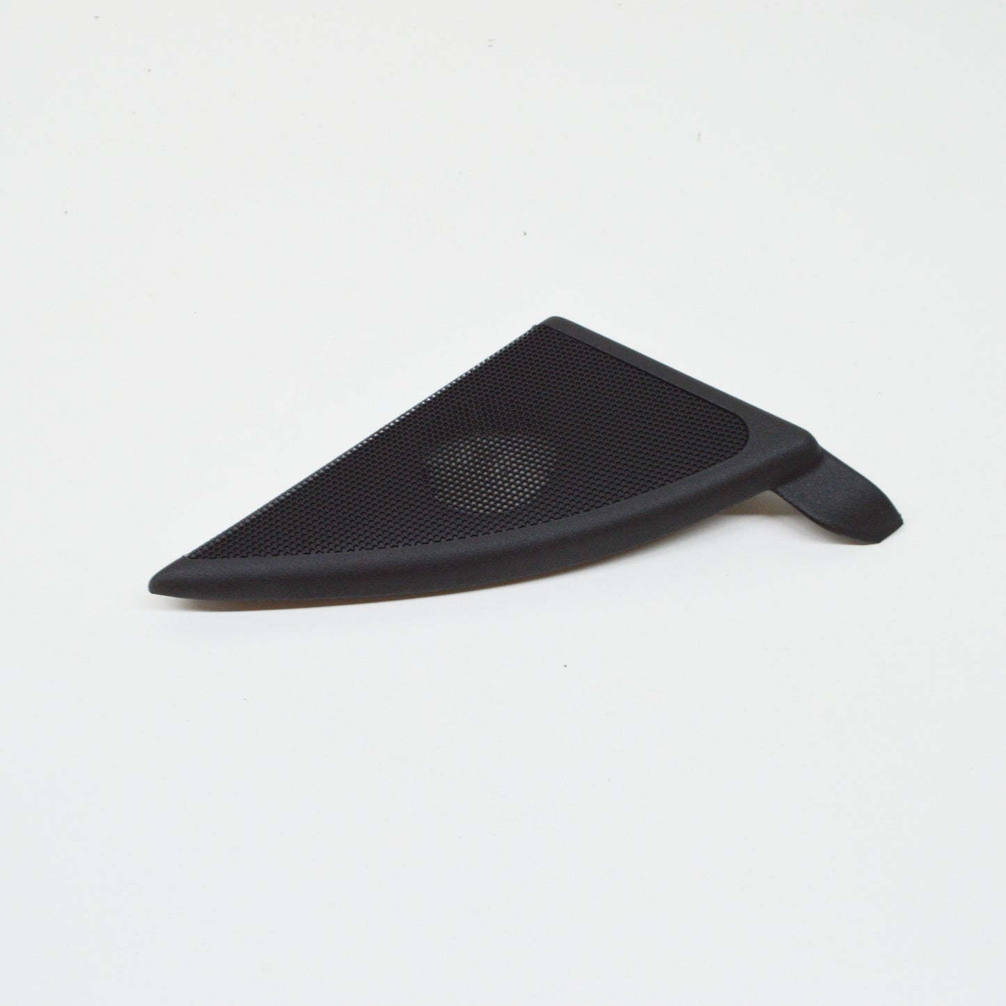 NEW MERCEDES-BENZ C W203 FRONT RIGHT DOOR TWEETER COVER A20372002489051 ORIGINAL