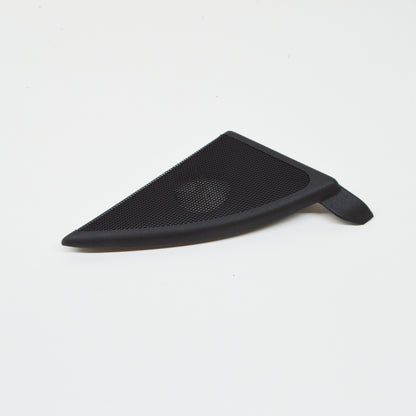 NEW MERCEDES-BENZ C W203 FRONT RIGHT DOOR TWEETER COVER A20372002489051 ORIGINAL