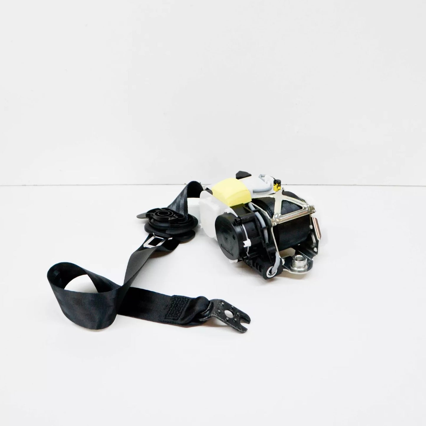 NEW VW GOLF VII 5G MK7 FRONT LEFT SEATBELT LHD 5G4857705MRAA ORIGINAL