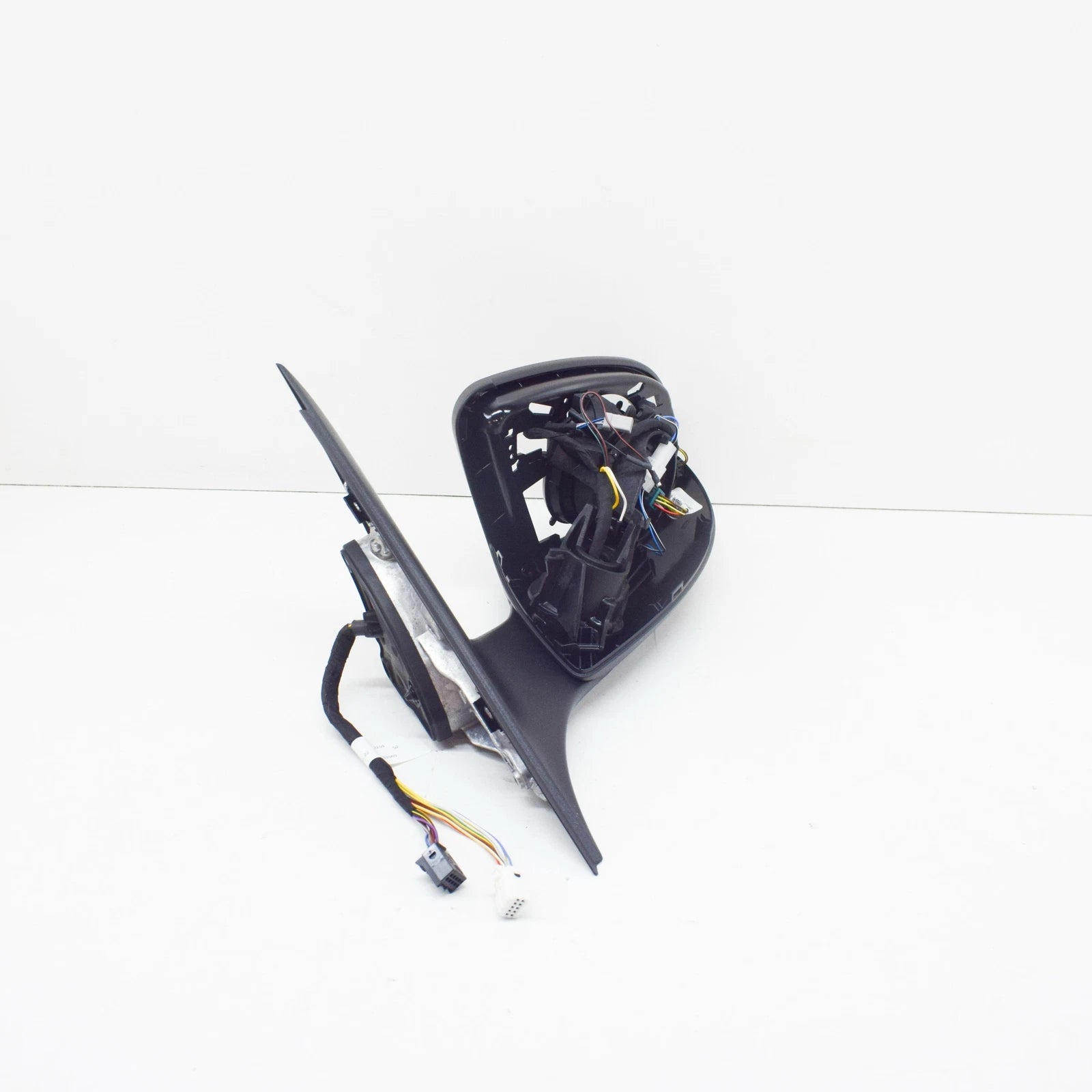 NEW MERCEDES-BENZ C W205 FRONT LEFT DOOR MIRROR FRAME LHD A2058100905