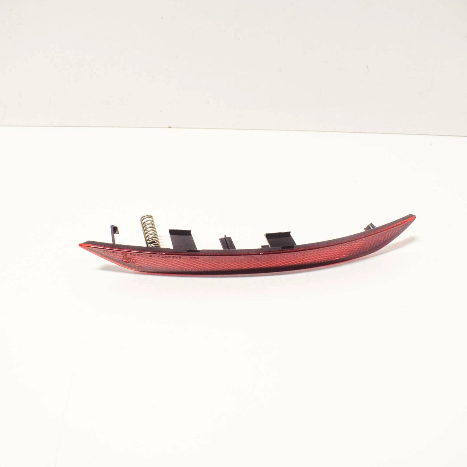 NEW AUDI A5 CONVERTIBLE 8W6 REAR LEFT BUMPER REFLECTOR S-LINE 8W6945105B