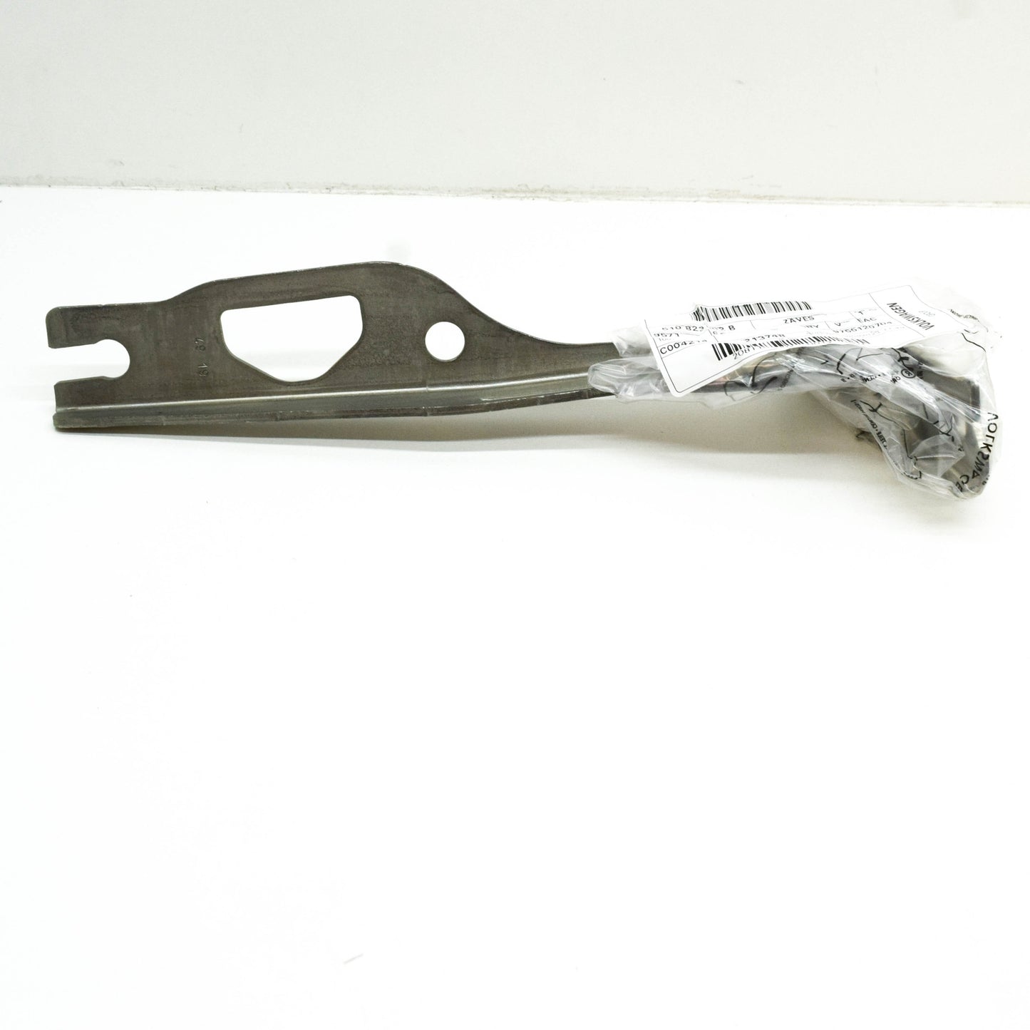 new vw golf sportsvan am front right hood hinge 510823302b original