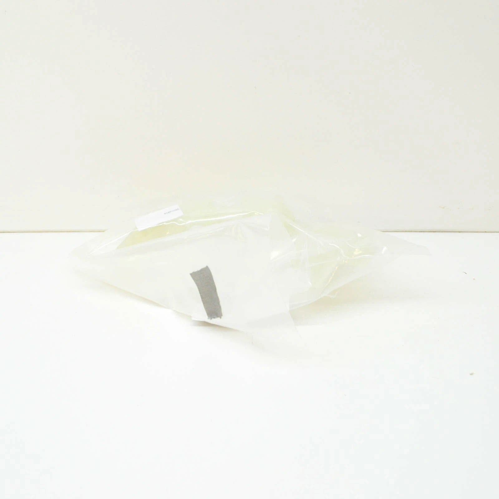 NEW AUDI A5 8W6 FRONT RIGHT BUMPER BRACKET GUIDE 8W6807284A ORIGINAL