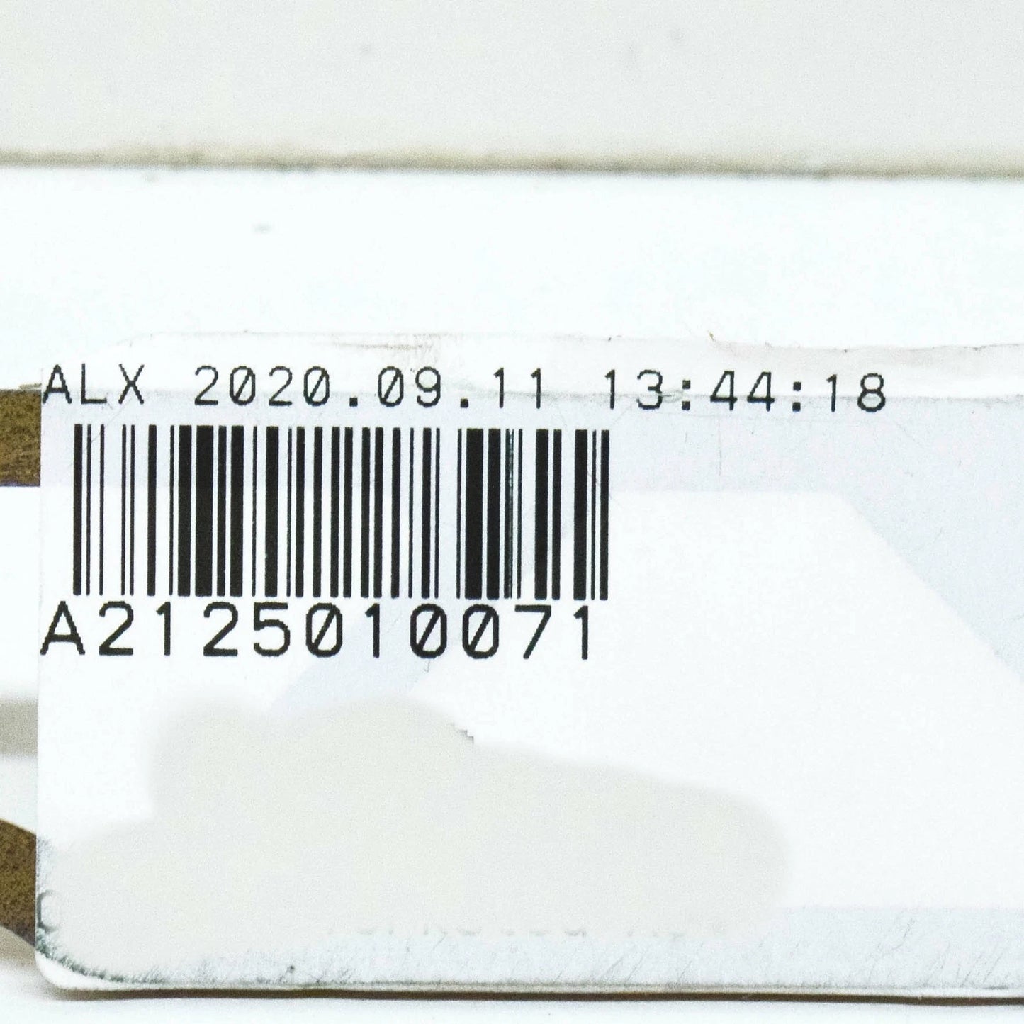 NEW MERCEDES-BENZ E-CLASS W212 LEFT WHEEL ARCH COOLER BRACKET A2125010071