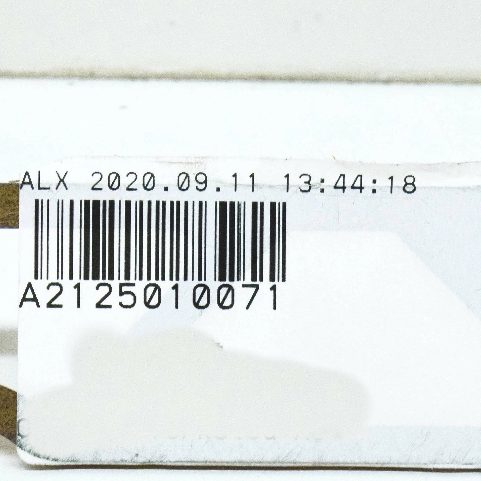 NEW MERCEDES-BENZ E-CLASS W212 LEFT WHEEL ARCH COOLER BRACKET A2125010071