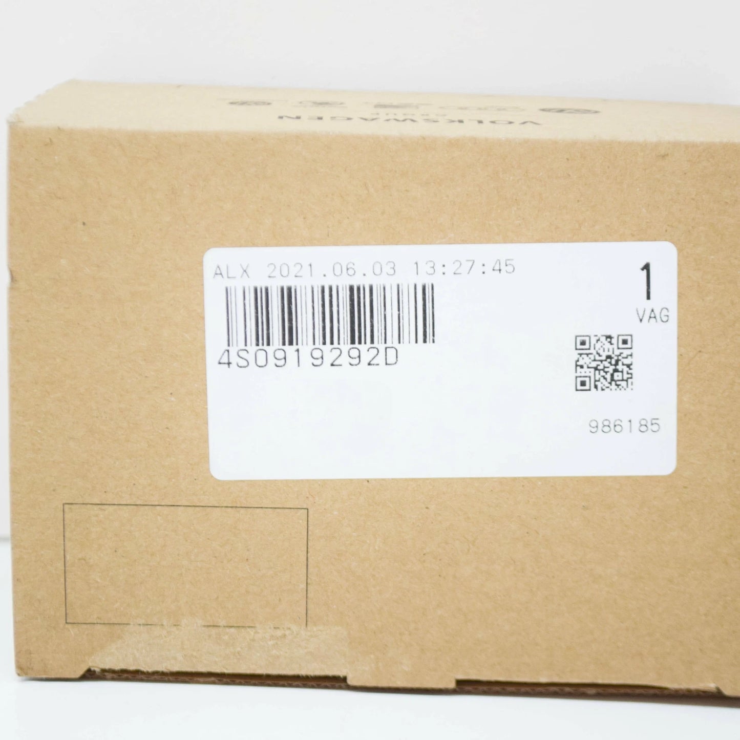 NEW AUDI R8 4S RIGHT SIDE HOLDER OF ULTRASOUND SENSOR 4S0919292D 2018