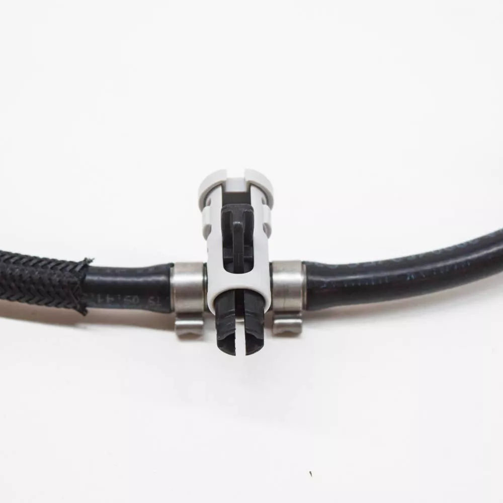 NEW BMW 3 E90 OVERFLOW OIL LINE 13537799869 7799869 ORIGINAL