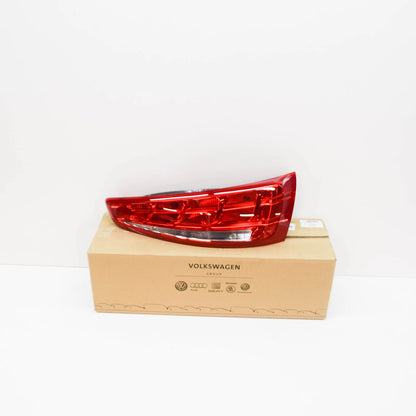NEW AUDI Q3 8U REAR RIGHT TAIL LIGHT 8U0945094 ORIGINAL