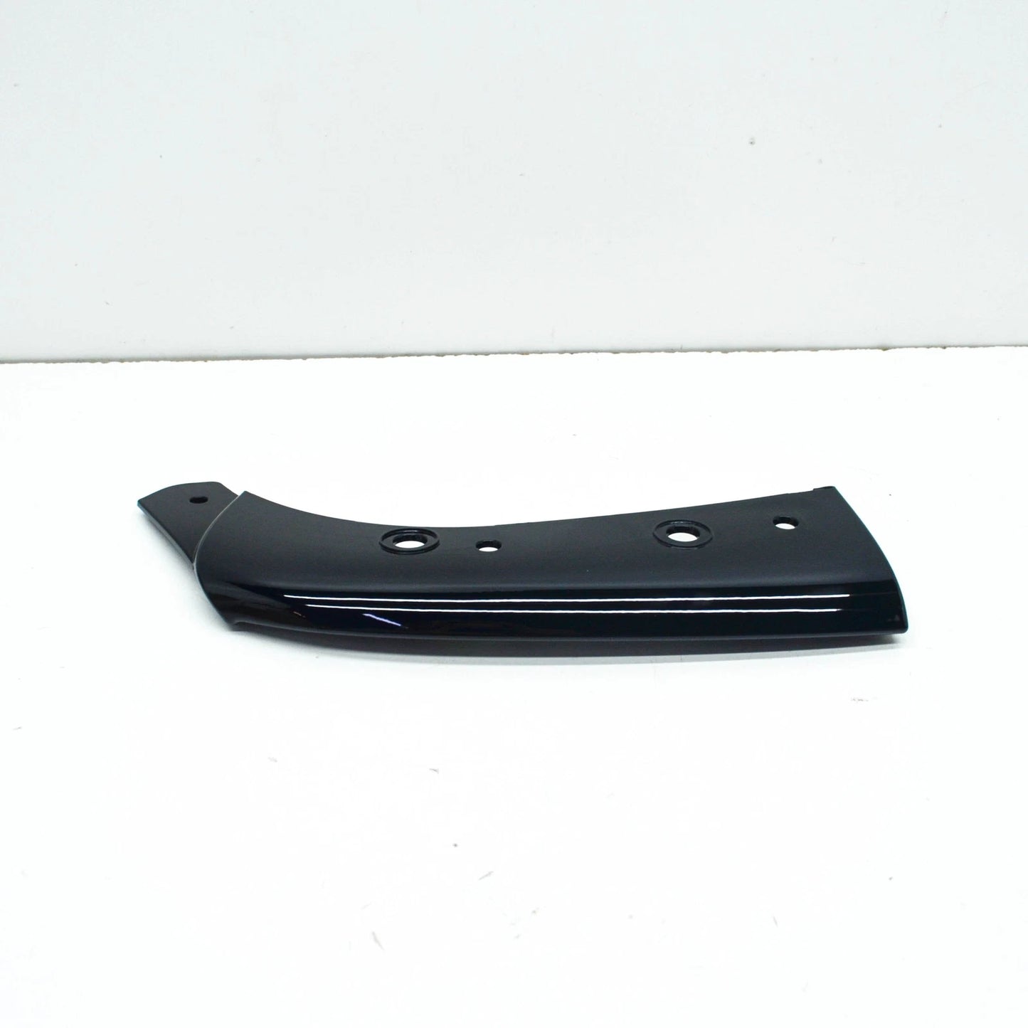 NEW BMW X6 M F96 FRONT BUMPER RIGHT GRILLE TRIM 51118090948