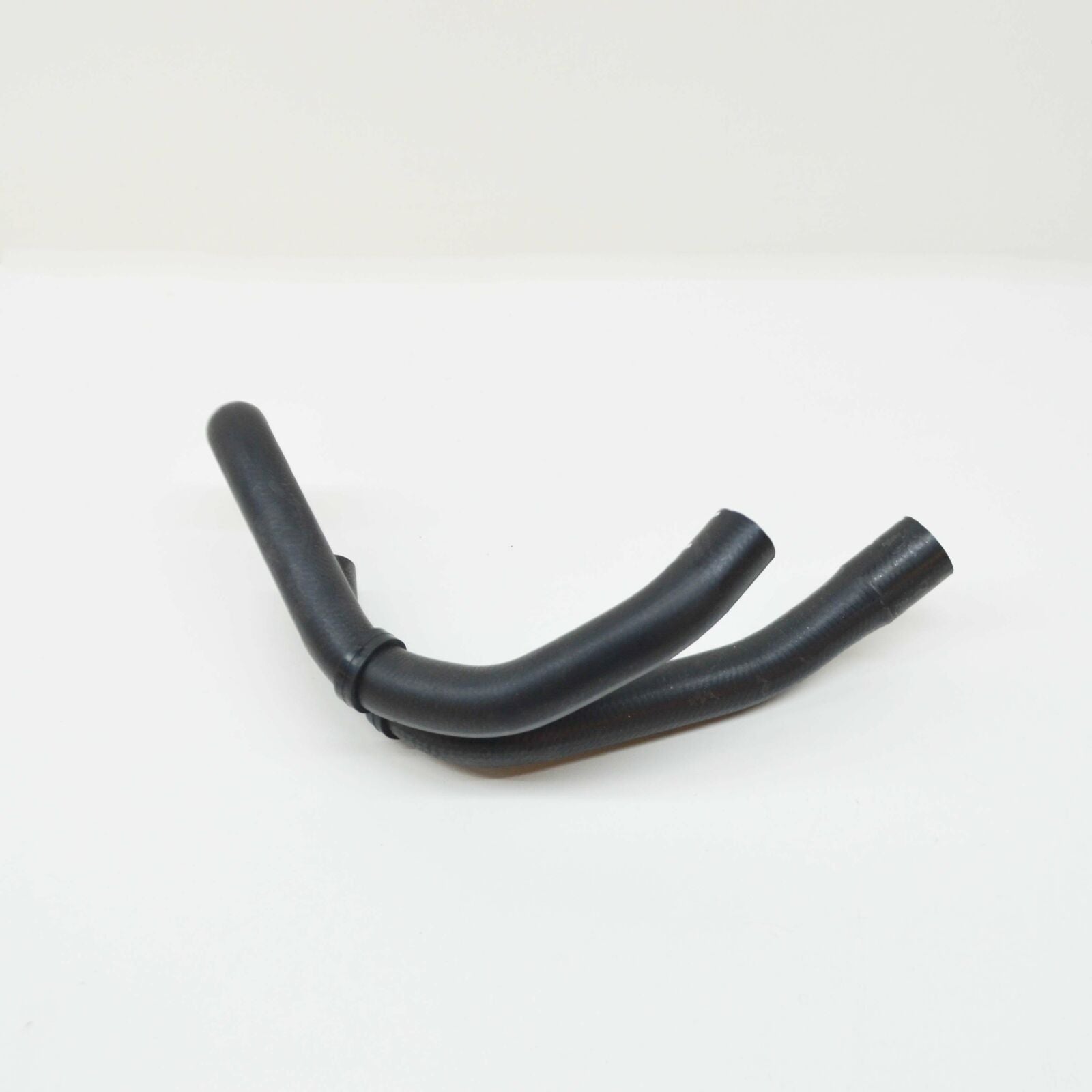 NEW AUDI A3 8P COOLANT HOSE 1K0122157HP ORIGINAL