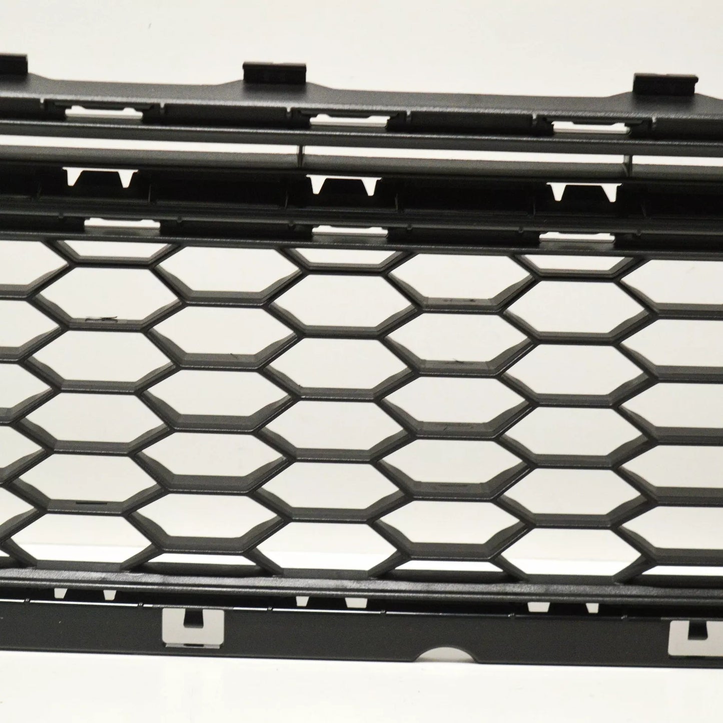 NEW VW GOLF MK7 FRONT BUMPER CENTER LOWER GTI GRILLE 5G0853677AF9B9 ORIGINAL