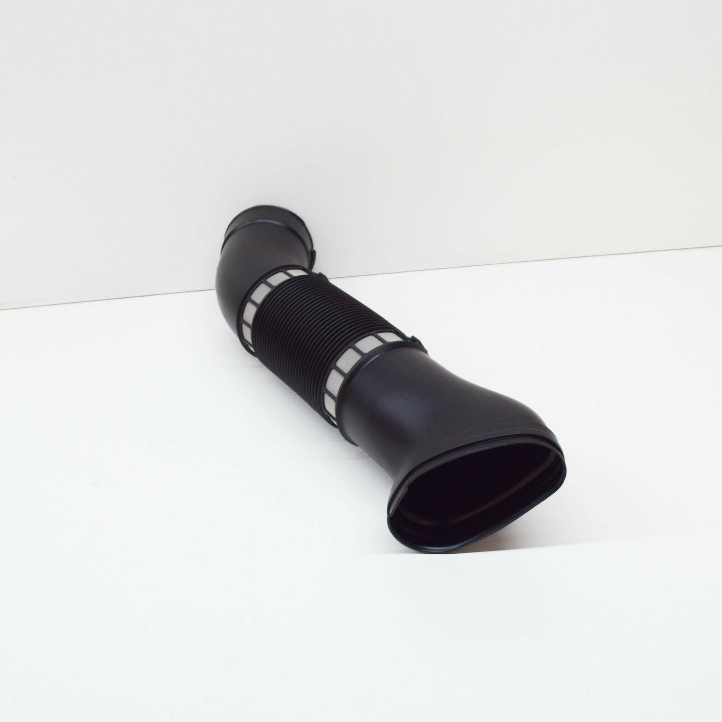 NEW MB S W220 RIGHT SIDE AIR INTAKE HOSE PIPE S 350 PETROL A1120943682 ORIGINAL