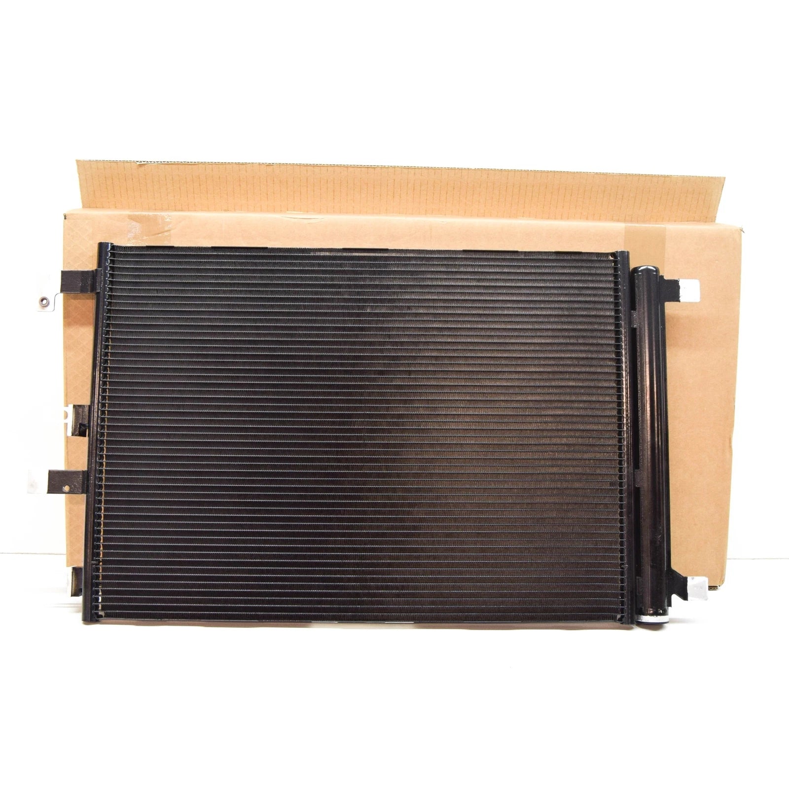 NEW AUDI A3 RS3 8V A/C CONDENSER RADIATOR WITH FLUID RESERVOR 8V0816411A