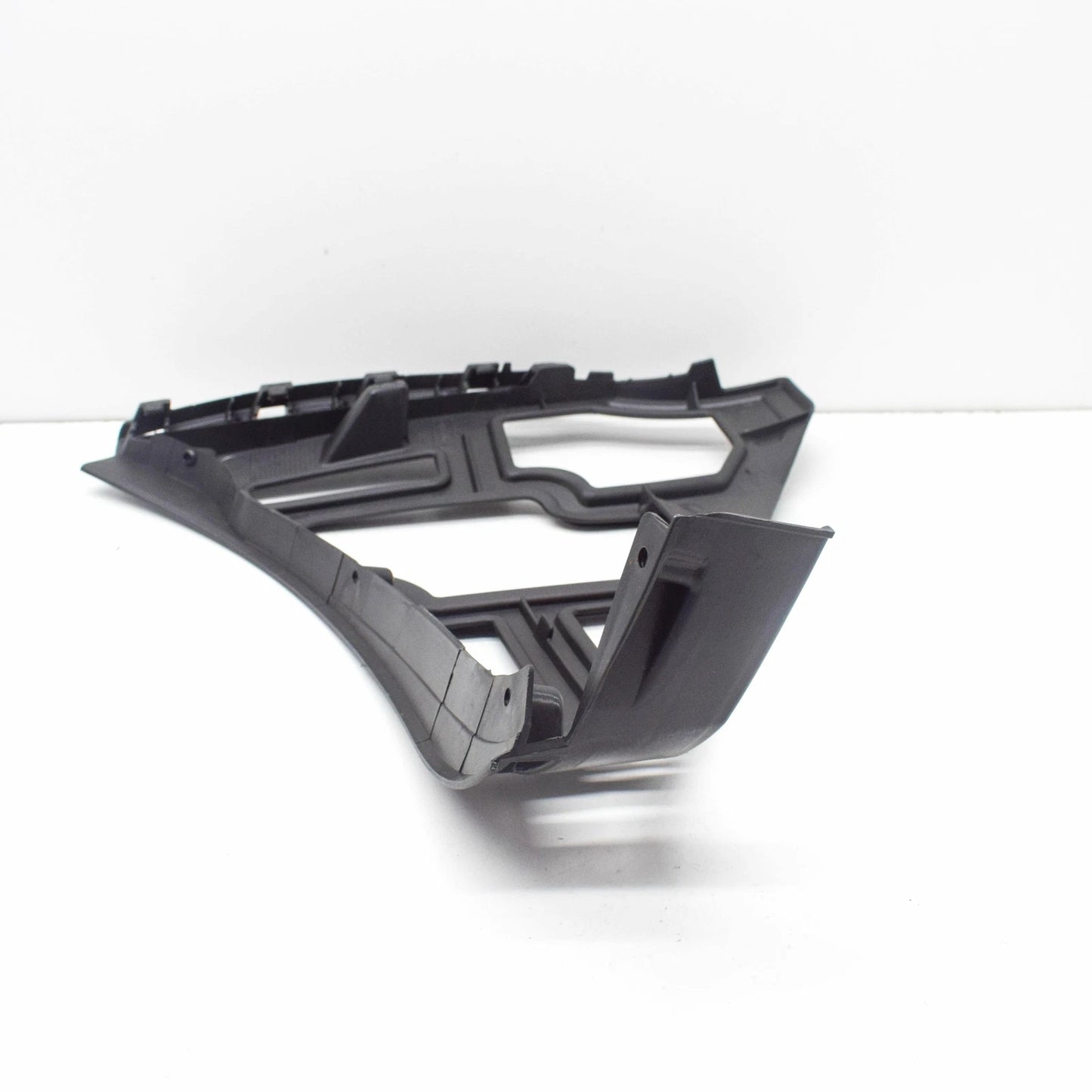 NEW VOLKSWAGEN EOS LEFT BUMPER BRACKET 1Q0807177A