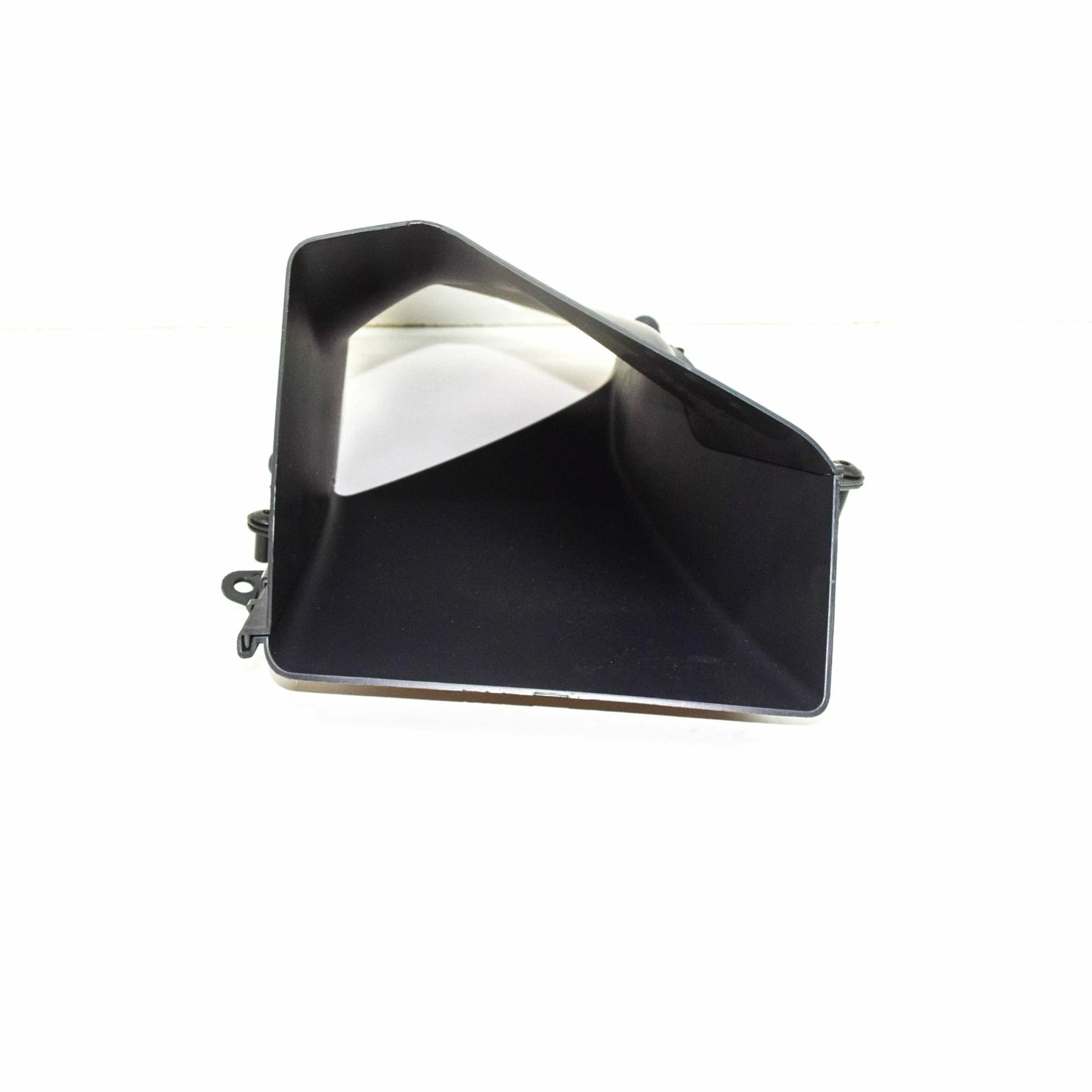 NEW VW GOLF MK7 FRONT RIGHT AIR GUIDE CHANNEL 5G08074069B9