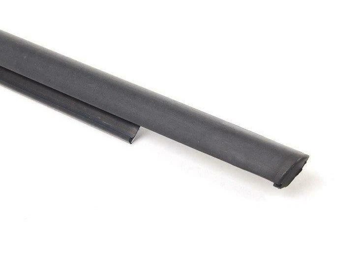 NEW VW GOLF MK6 FRONT LEFT DOOR WINDOW OUTER APERTURE SEAL 5K3837477D5AP