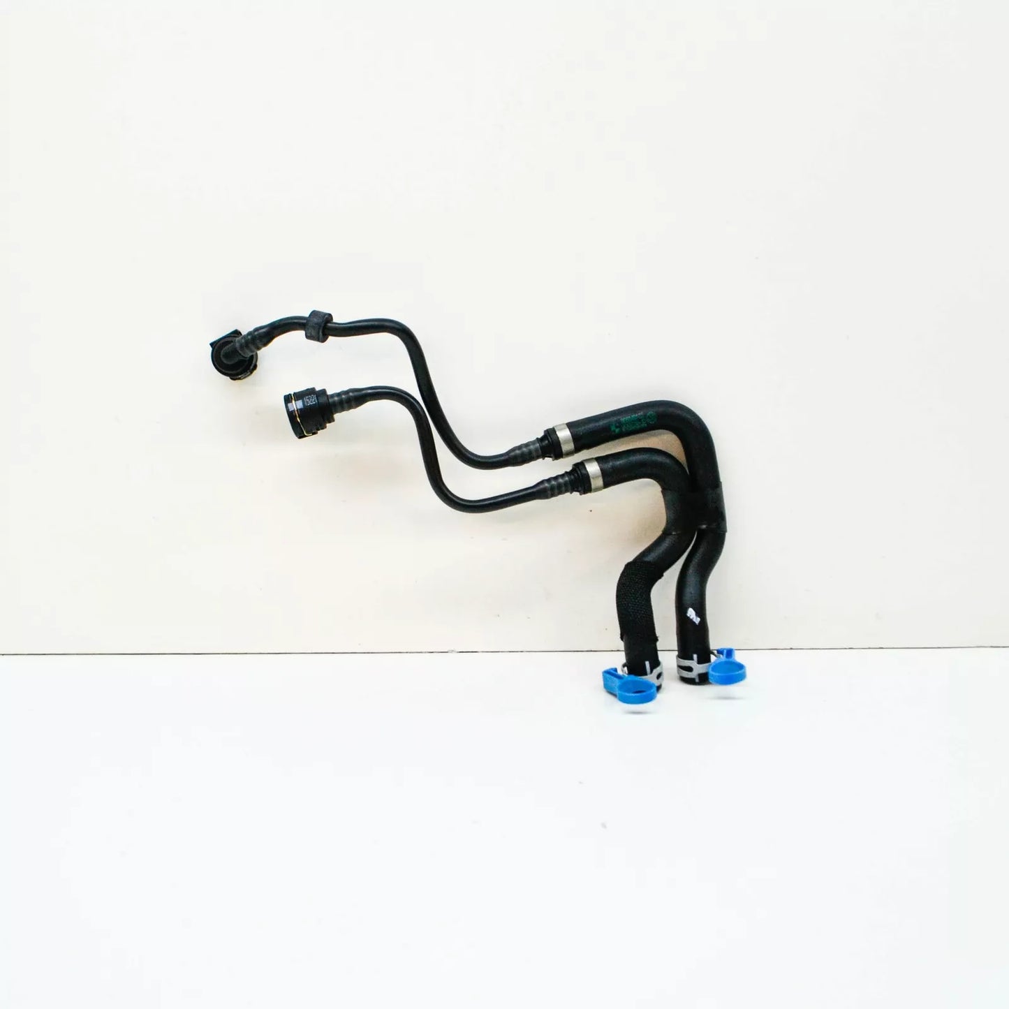 NEW BMW 2 ACTIVE TOURER F45 OIL HEAT EXCHANGER HOSE 17128658491 ORIGINAL