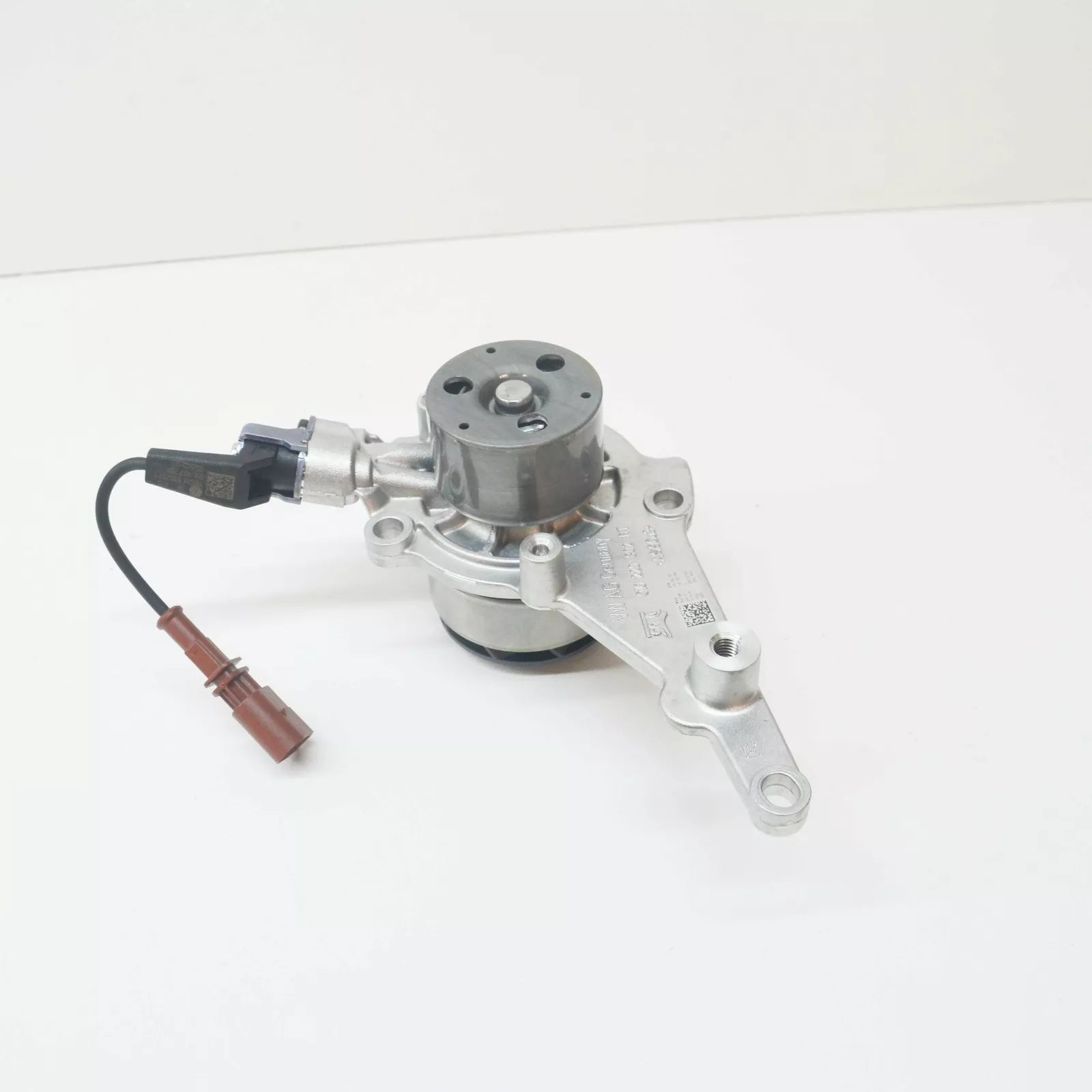 NEW VOLKSWAGEN ARTEON 3H WATER PUMP 05L121011D 2019 ORIGINAL