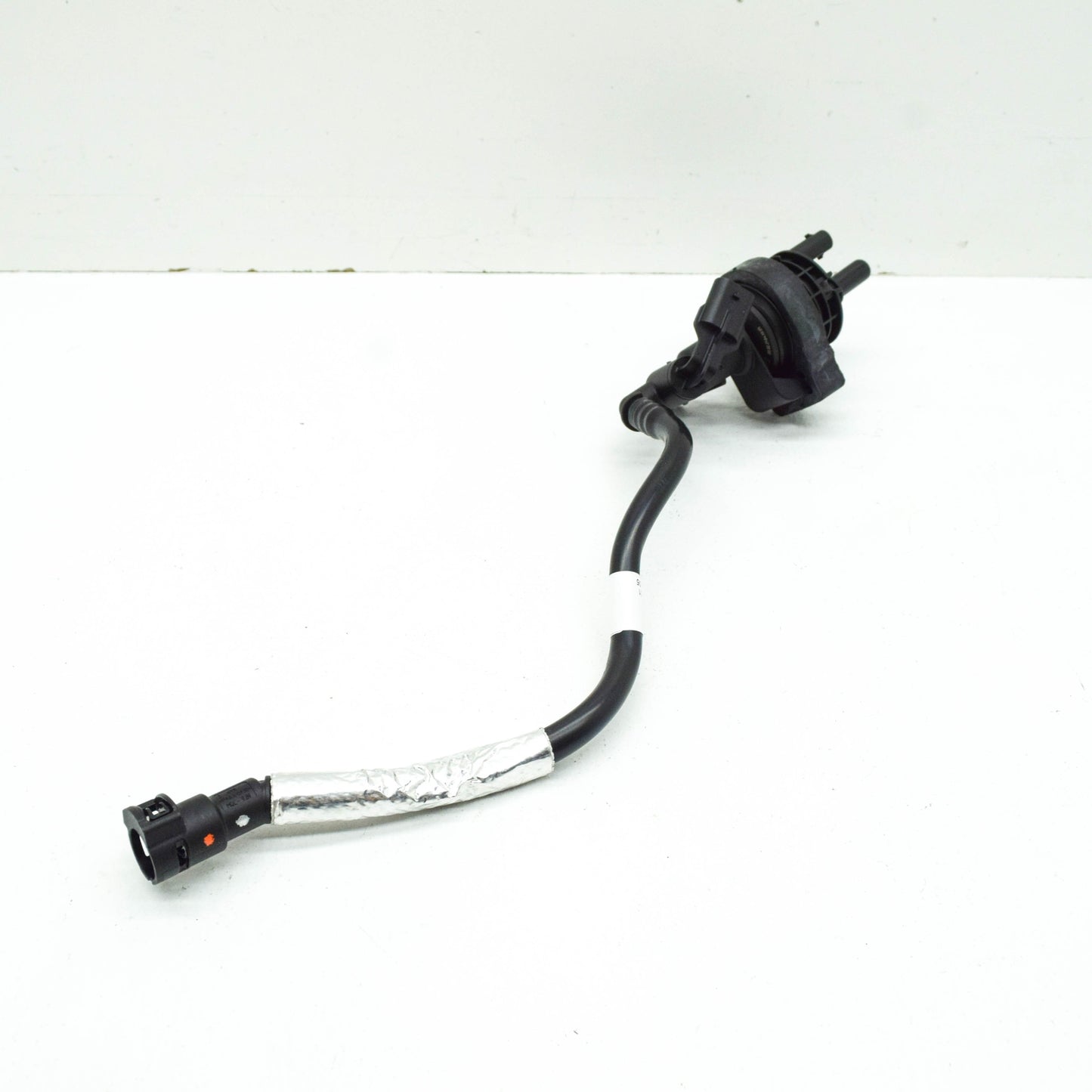 new mercedes-benz a w177 right purge valve line a1770104905 original