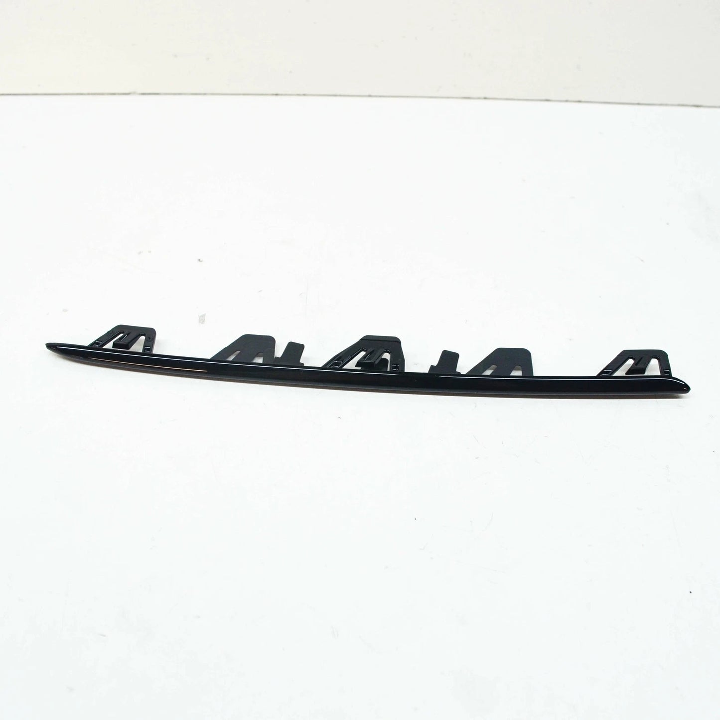 NEW MB GLA H247 FRONT BUMPER UPPER LEFT TRIM STRIP A2478858304 ORIGINAL