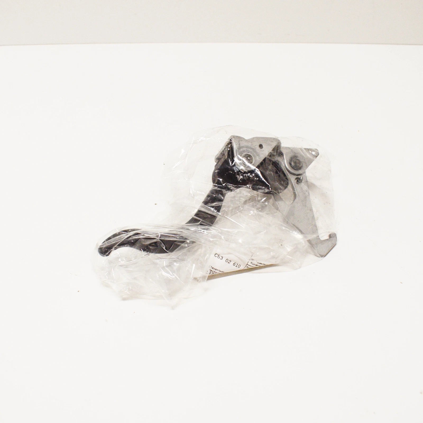 NEW BMW X5 E53 HOOD SAFETY CATCH WITH HOOD RELEASE 51237122916 ORIGINAL