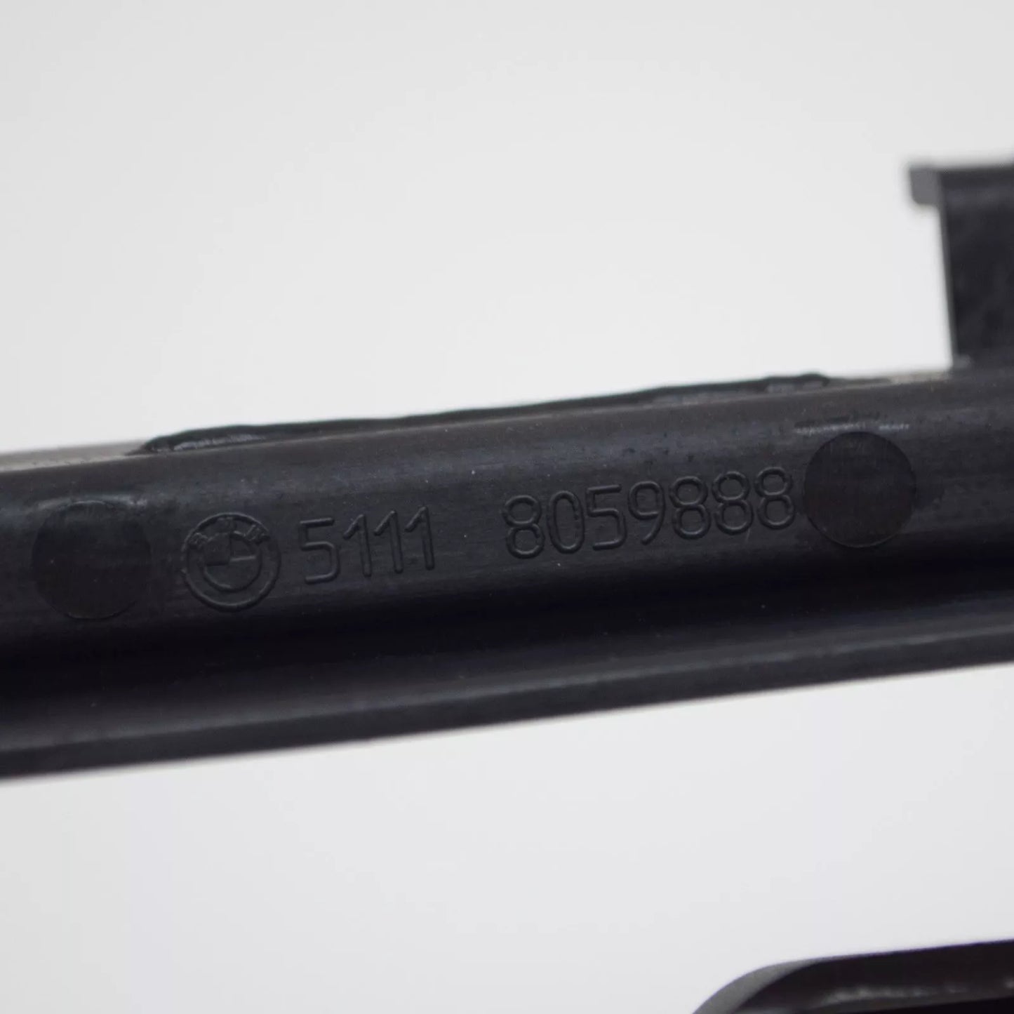 NEW BMW X1 F48 FRONT M SPORT BUMPER CENTER GRILLE 51118059888 8059888 ORIGINAL