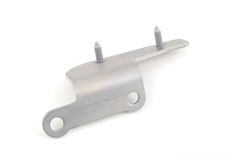 NEW MB C W204 AMG PRESSURE LINE TO ALTERNATOR BRACKET A2044660040 ORIGINAL