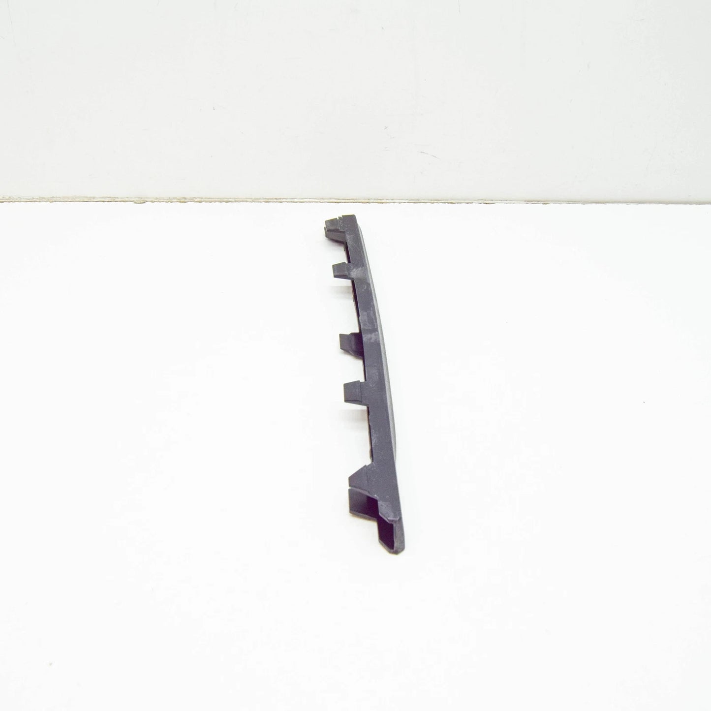 NEW VOLKSWAGEN TERAMONT REAR RIGHT BUMPER MOLDING 3CN853842B9B9 ORIGINAL