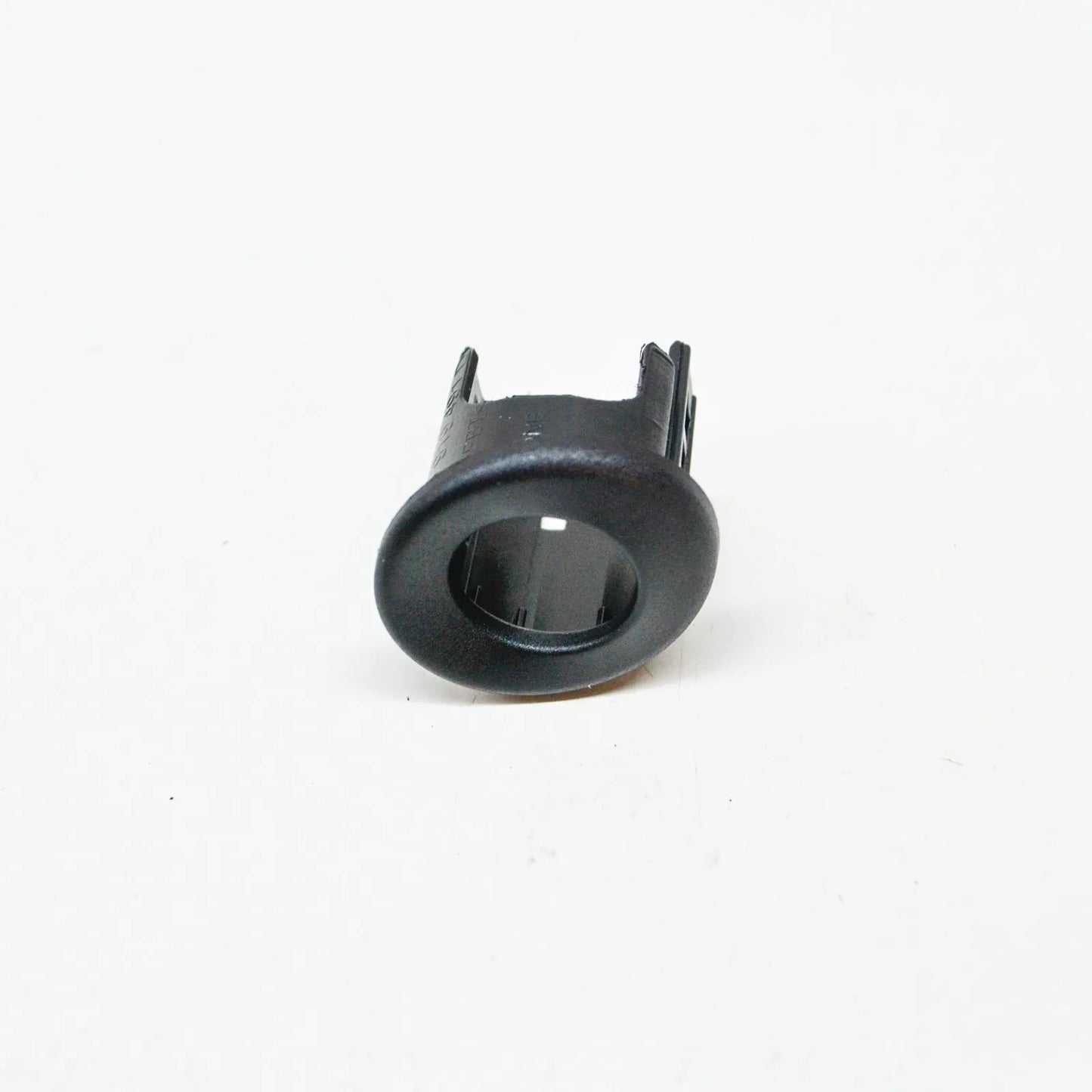 NEW VOLKSWAGEN TIGUAN 5N REAR OUTER PARKTRONIC HOLDER 5N0919491D ORIGINAL