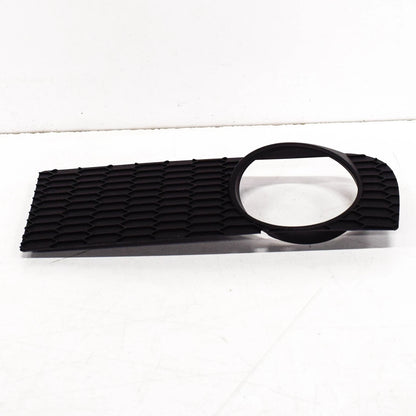 NEW BMW X3 E83 M AERO FRONT BUMPER FOG LIGHT GRILLE 51113417726 ORIGINAL