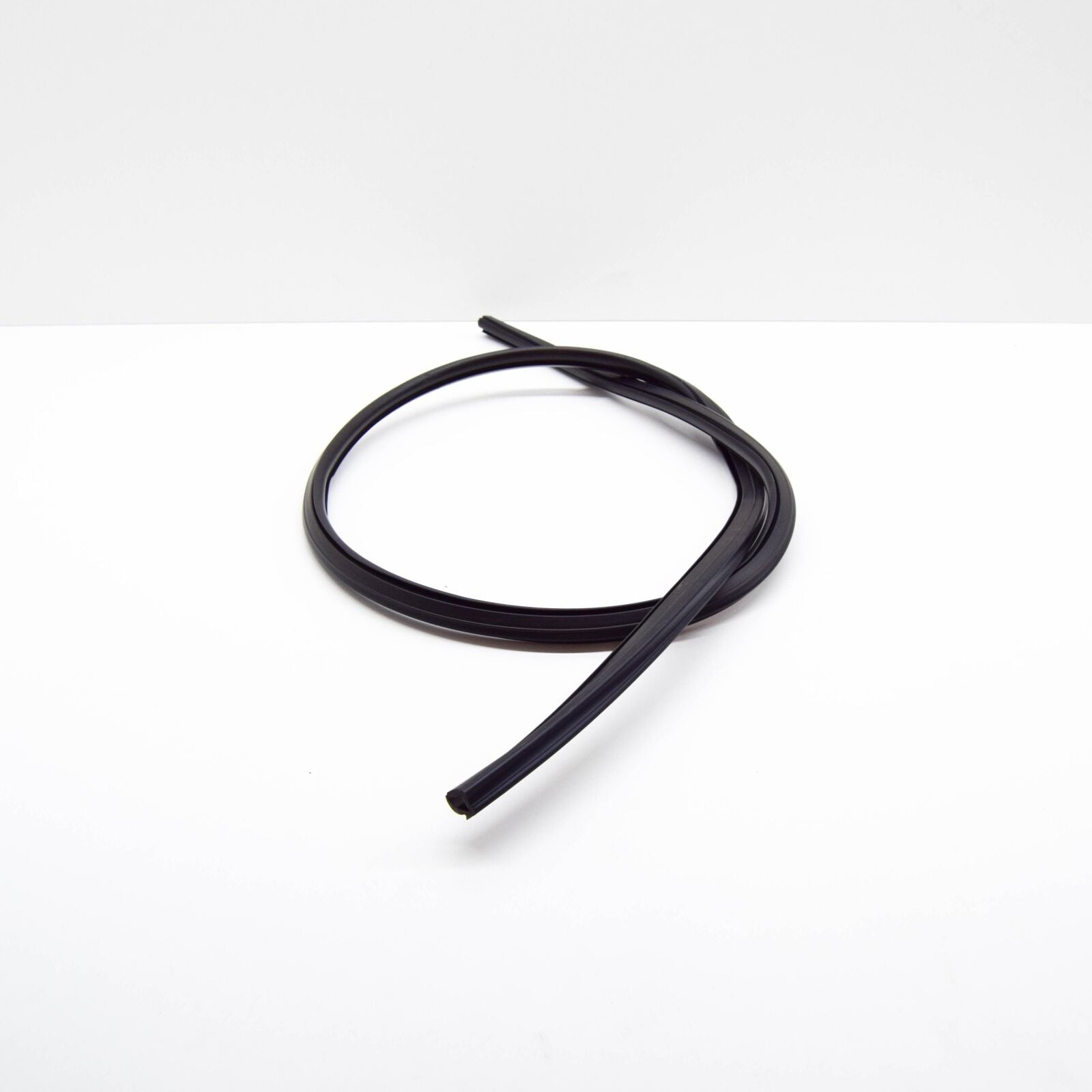 NEW MERCEDES-BENZ SLK R170 WINDSHIELD SEALING A1708310198 ORIGINAL