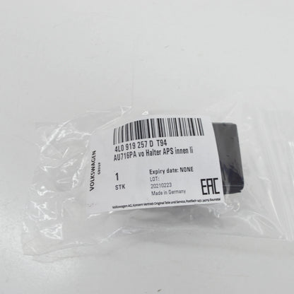 NEW AUDI Q7 4L FRONT BUMPER LEFT INNER PARK SENSOR SUPPORT 4L0919257DT94