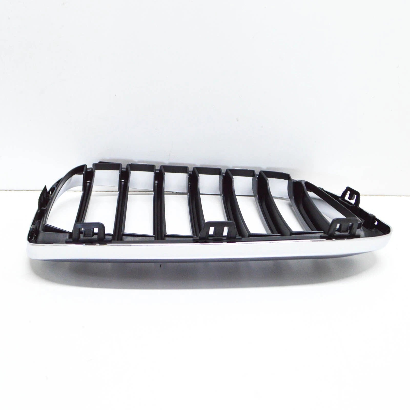NEW BMW X1 F48 RADIATOR LEFT GRILLE X LINE 51117383365 7383365 2015 ORIGINAL