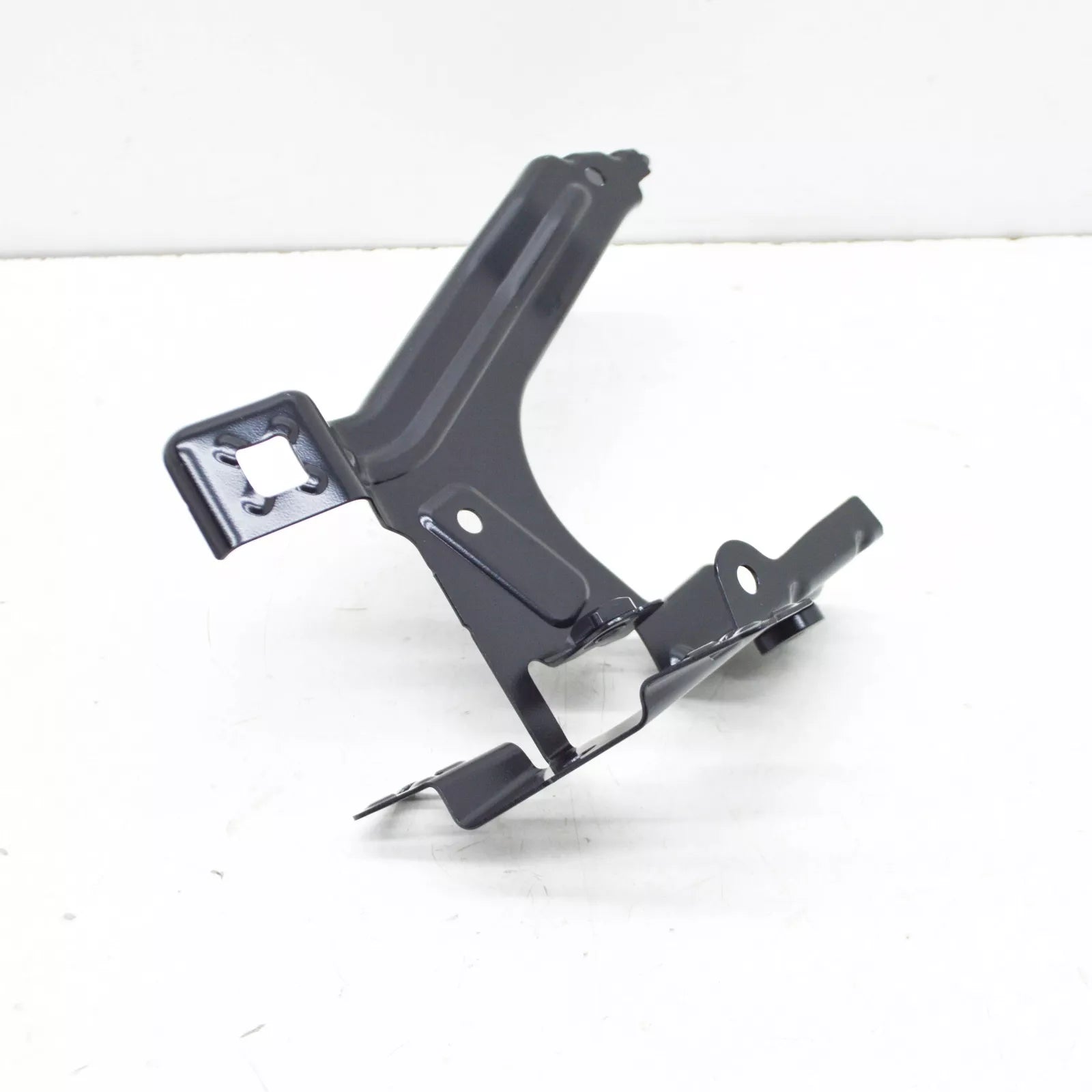 NEW BMW 7 G11 G12 FRONT LEFT FENDER HOLDER BRACE 41357413401 ORIGINAL