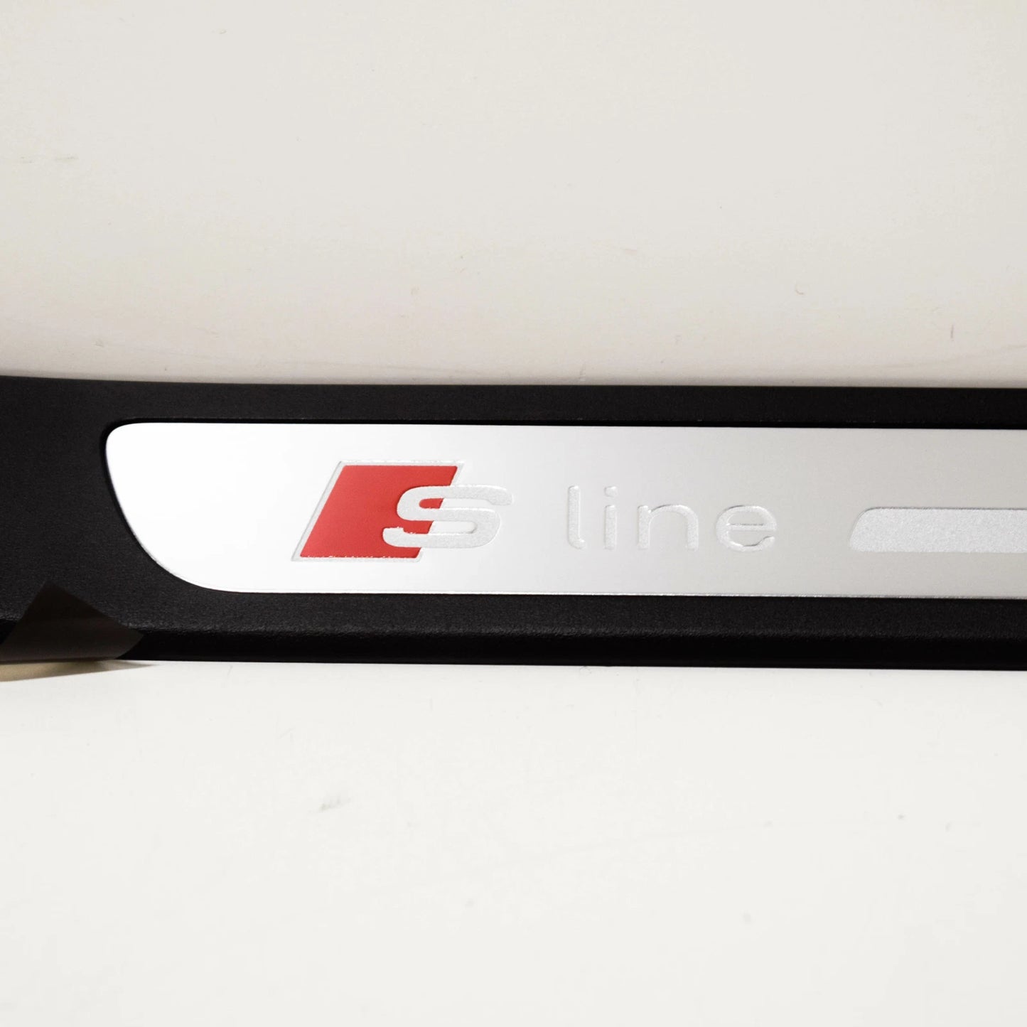 NEW AUDI A6 C7 REAR RIGHT DOOR SILL STRIP S-LINE 4G0853376B9B9