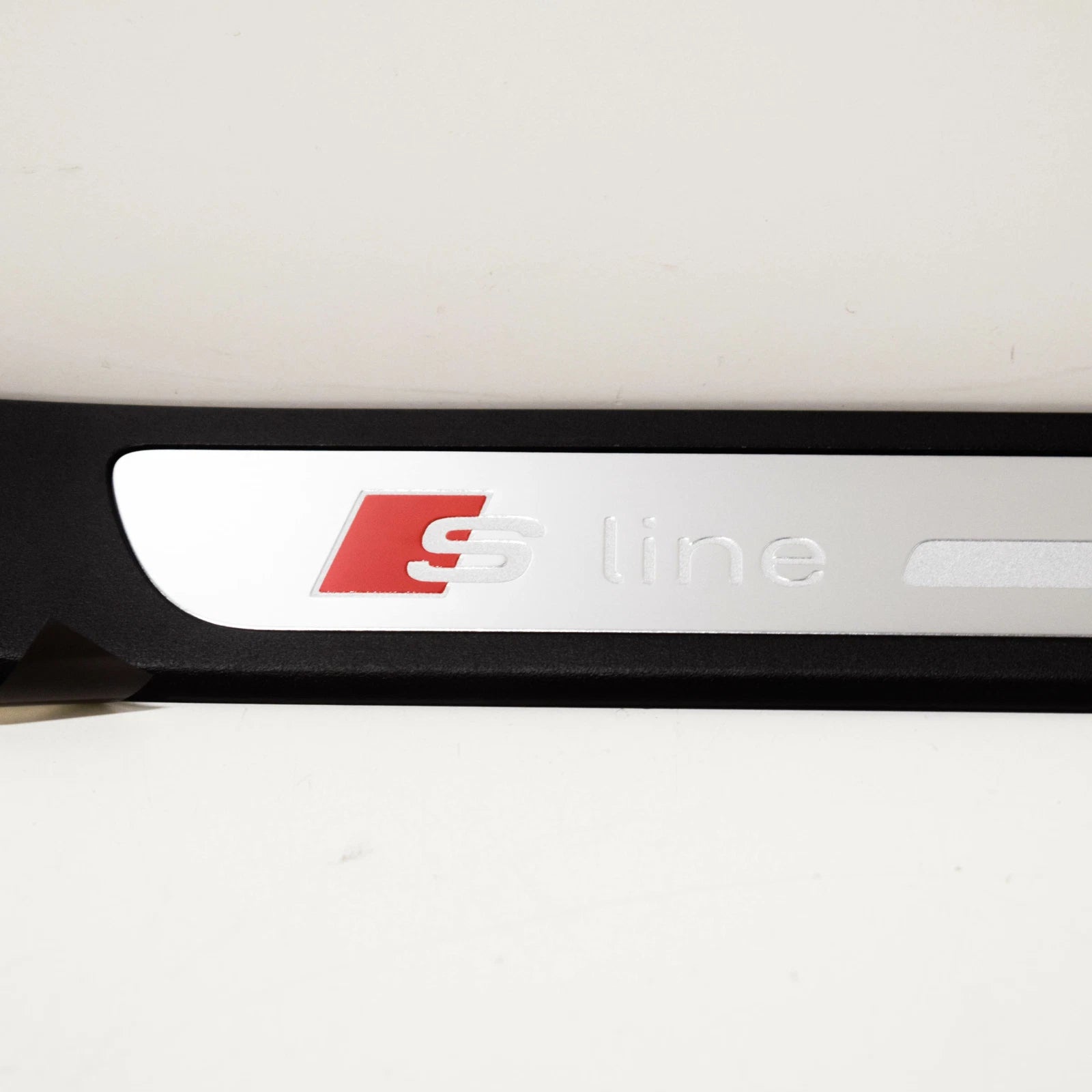 NEW AUDI A6 C7 REAR RIGHT DOOR SILL STRIP S-LINE 4G0853376B9B9