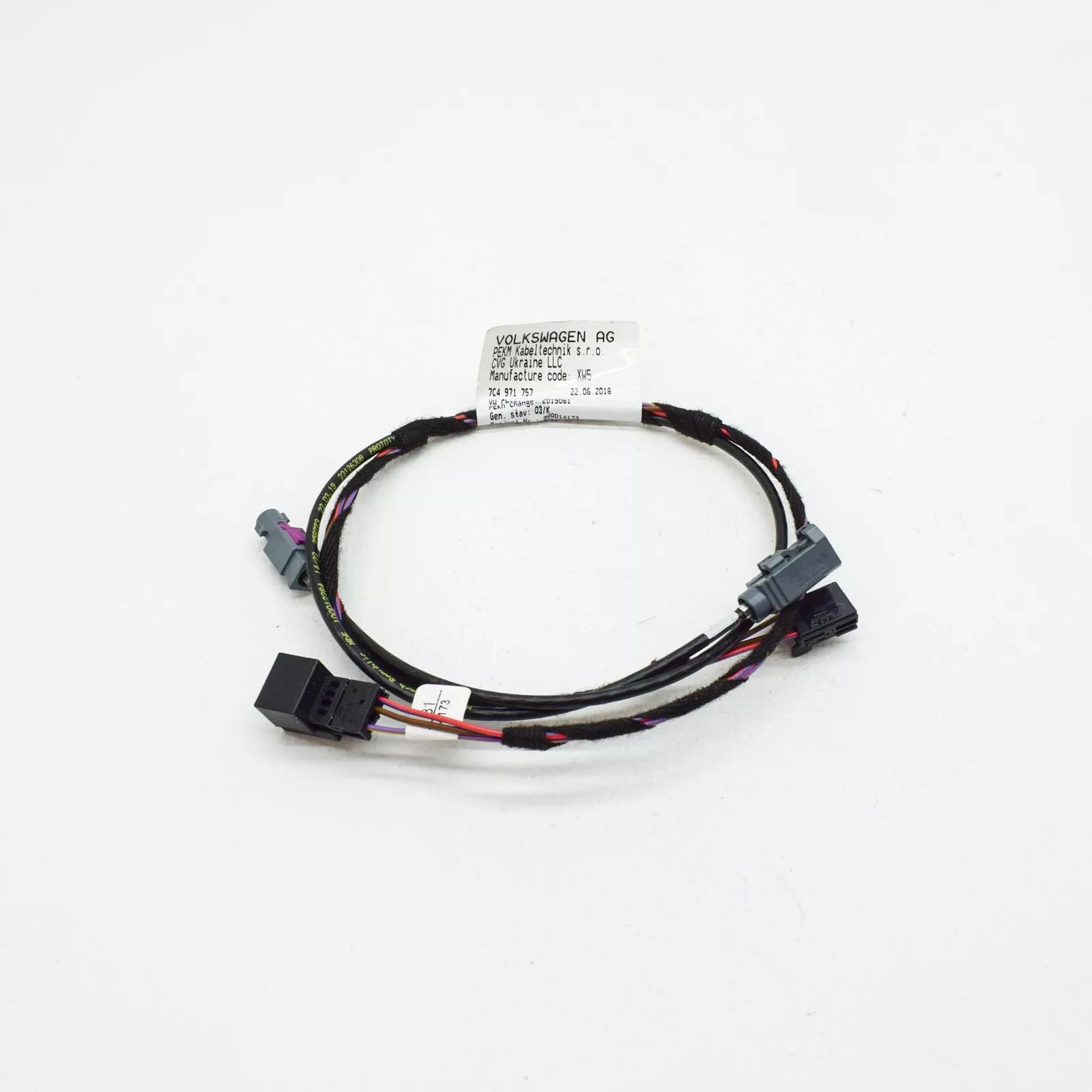 NEW VOLKSWAGEN CRAFTER MK2 SZ REVERSING CAMERA ADAPTER WIRE 7C4971757 ORIGINAL